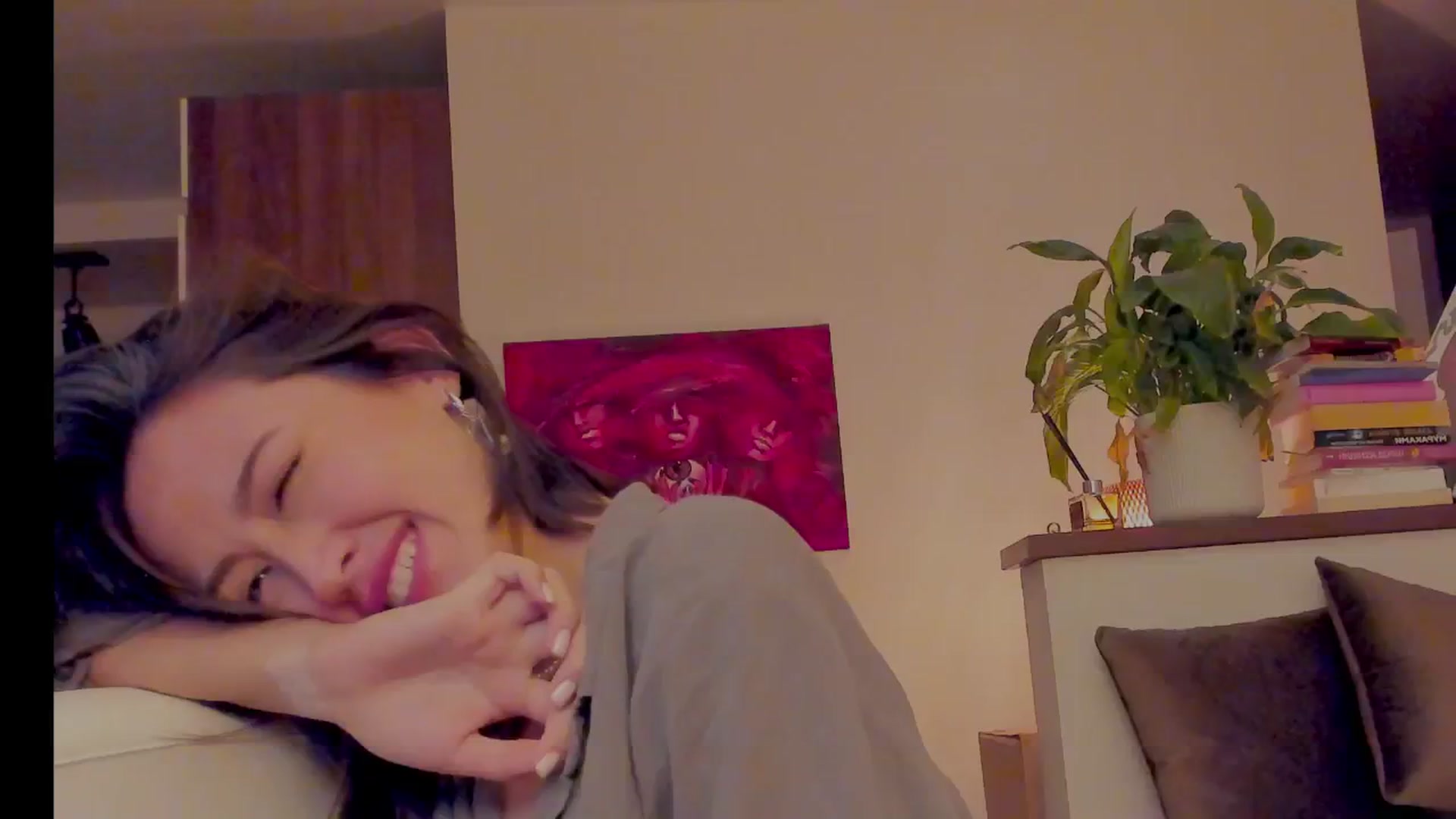 Gallery image thumbnail from AlexaGirl1's myfreecams stream on, 09/10/2024, 18:25 image 18 of 20