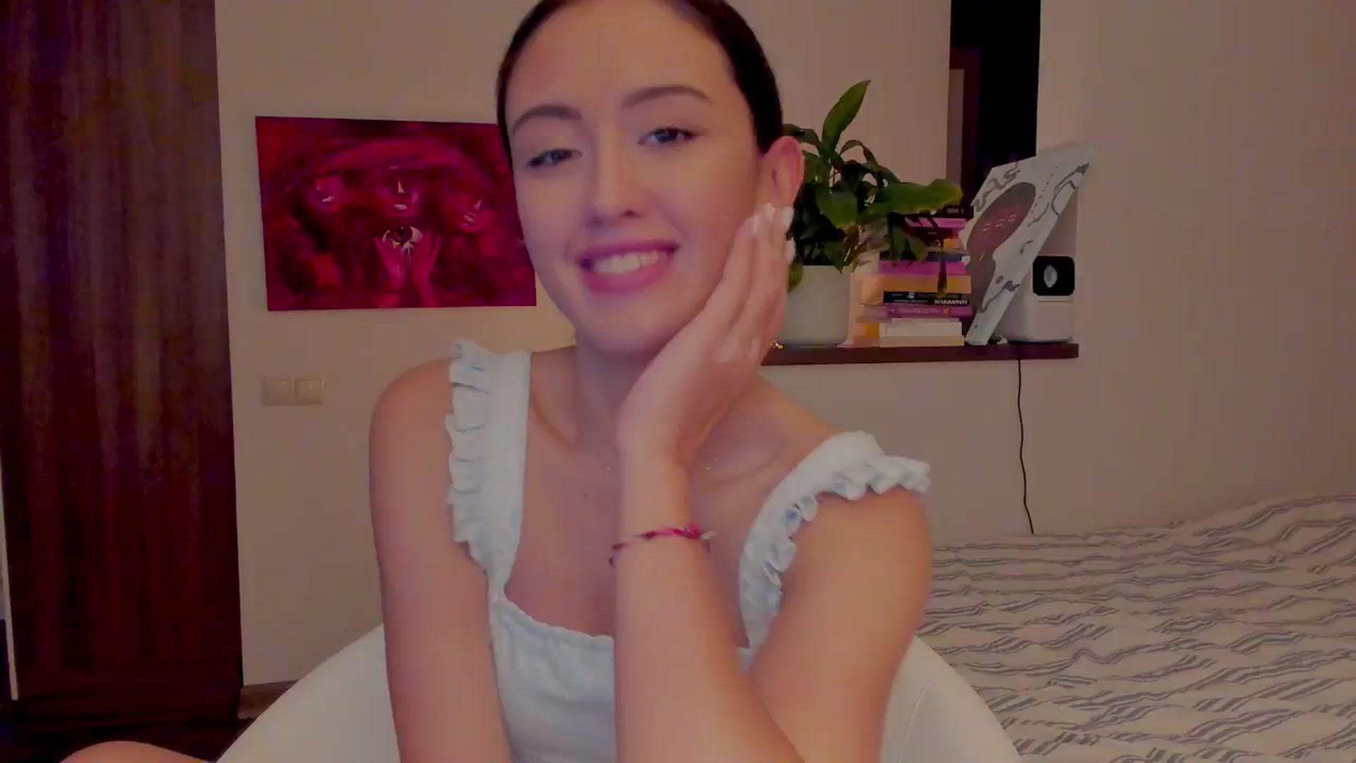 Gallery image thumbnail from AlexaGirl1's myfreecams stream on, 09/17/2024, 14:37 image 10 of 20