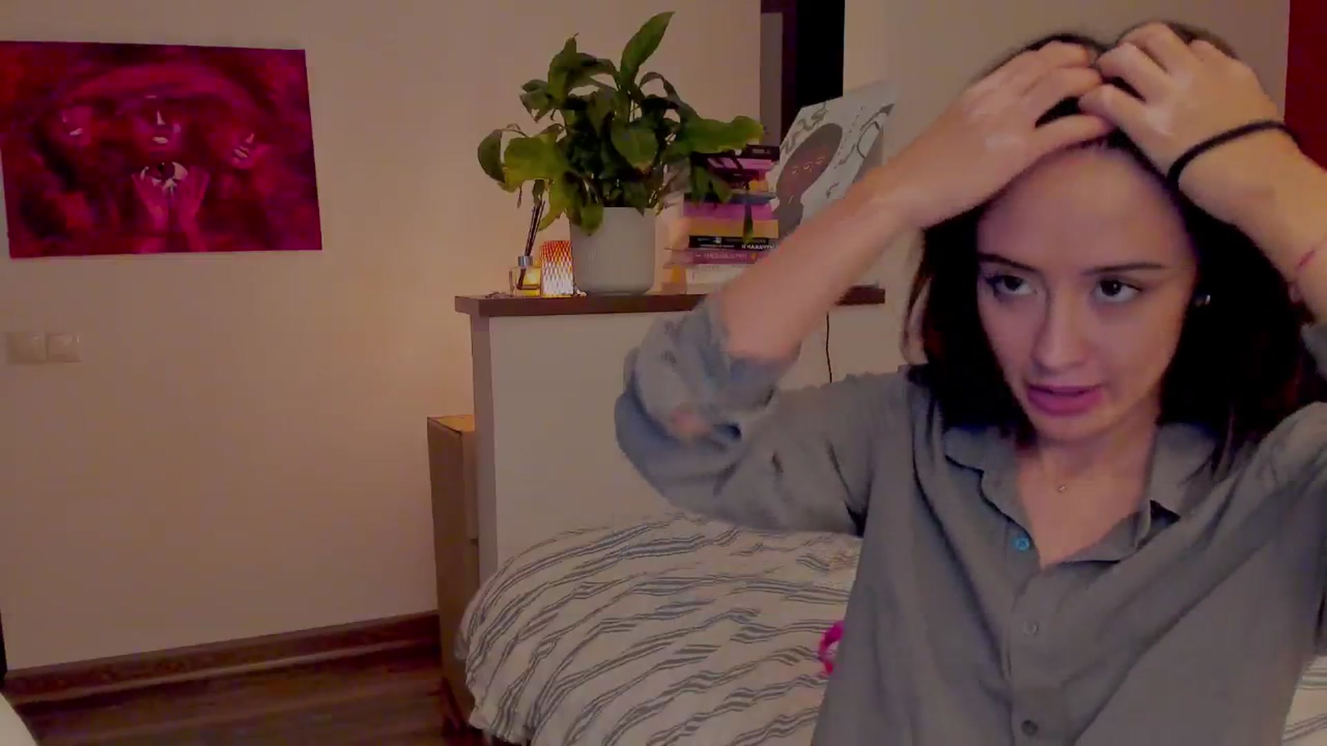 Gallery image thumbnail from AlexaGirl1's myfreecams stream on, 09/18/2024, 18:06 image 13 of 20