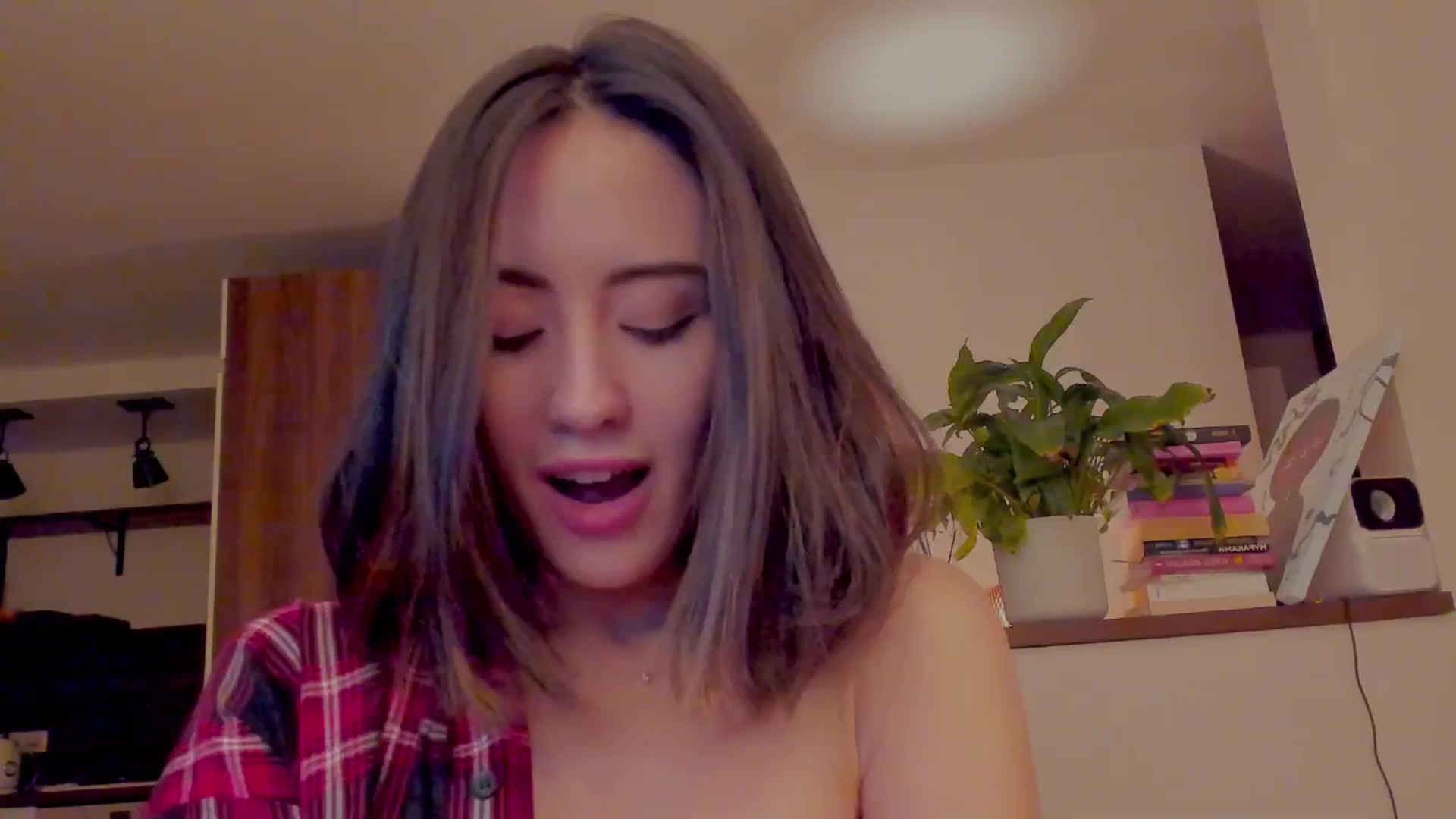 Gallery image thumbnail from AlexaGirl1's myfreecams stream on, 09/23/2024, 16:39 image 16 of 20