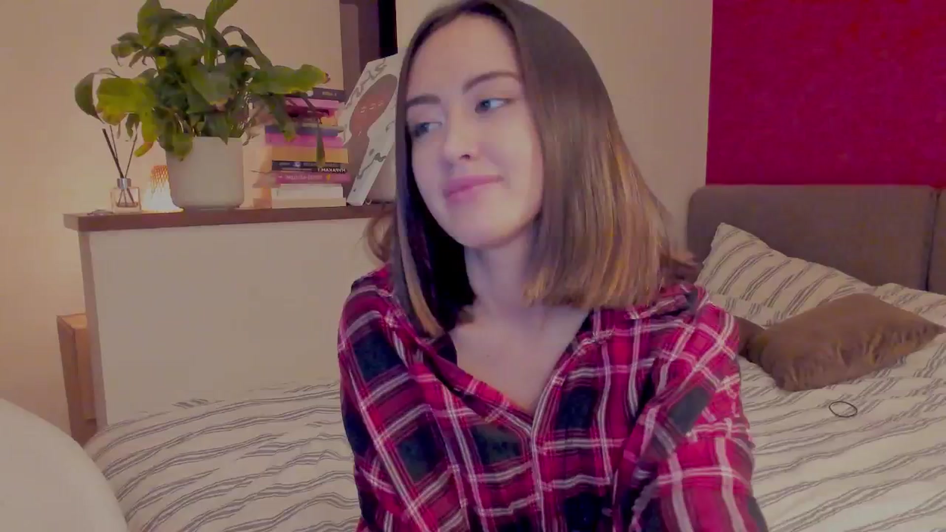 Gallery image thumbnail from AlexaGirl1's myfreecams stream on, 09/23/2024, 19:08 image 1 of 20