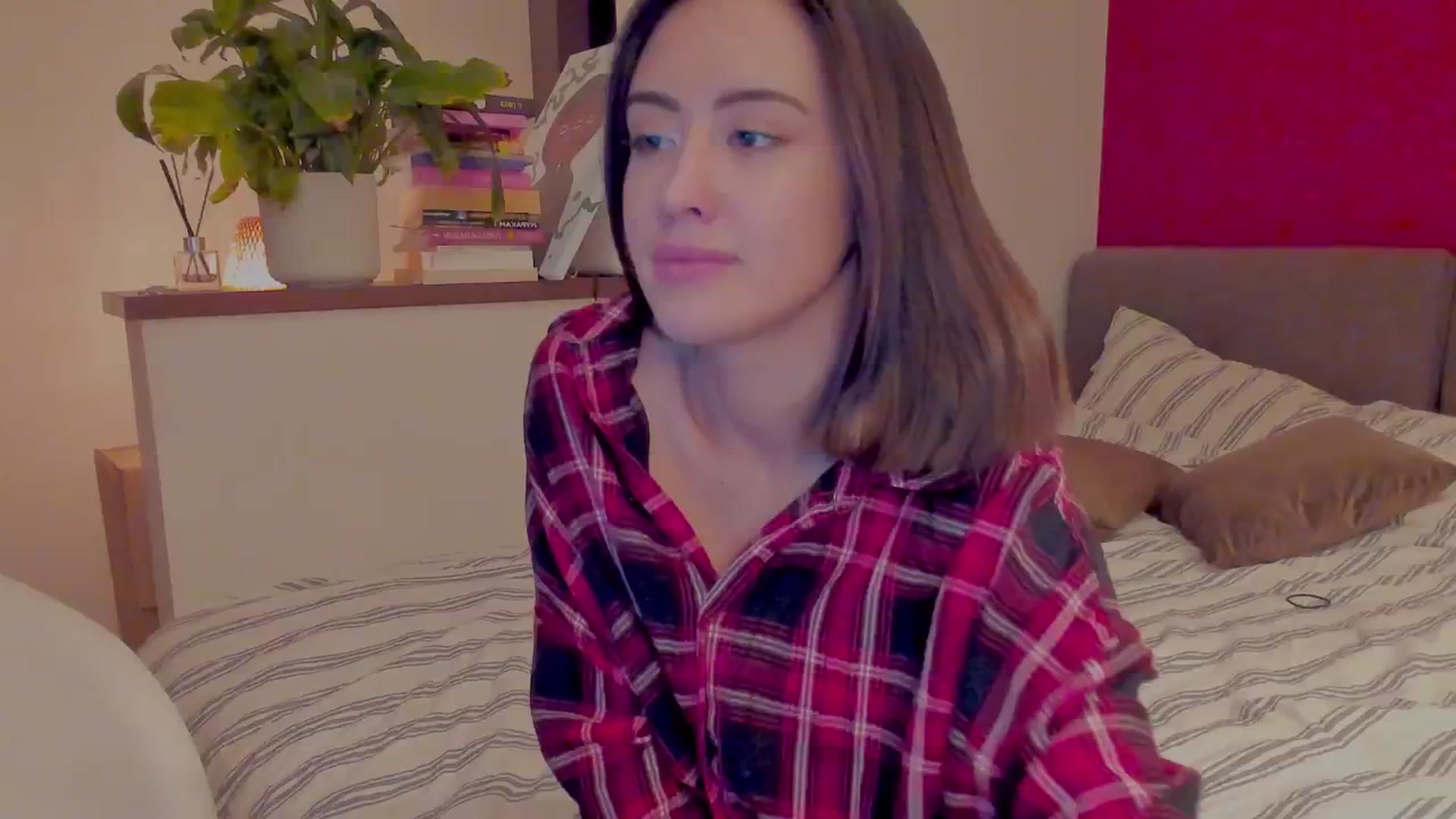 Gallery image thumbnail from AlexaGirl1's myfreecams stream on, 09/23/2024, 19:08 image 2 of 20