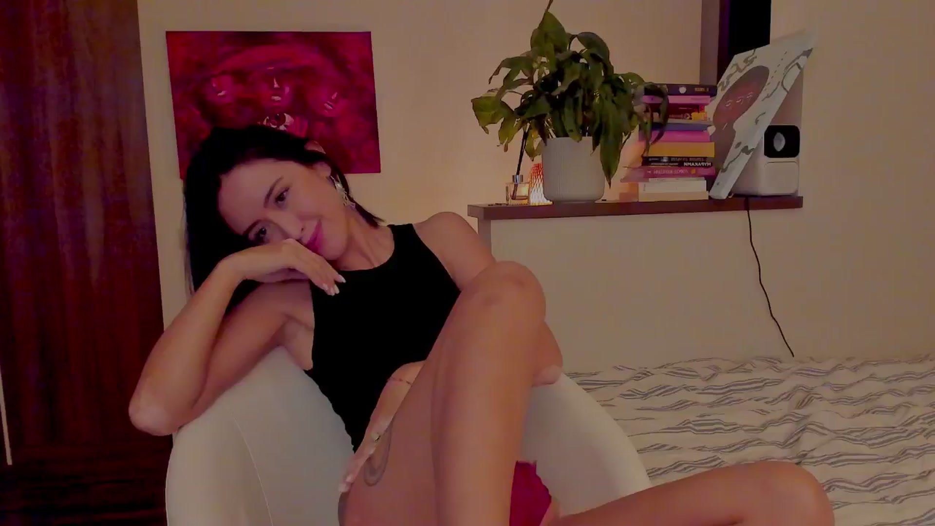 Gallery image thumbnail from AlexaGirl1's myfreecams stream on, 09/24/2024, 16:47 image 14 of 20