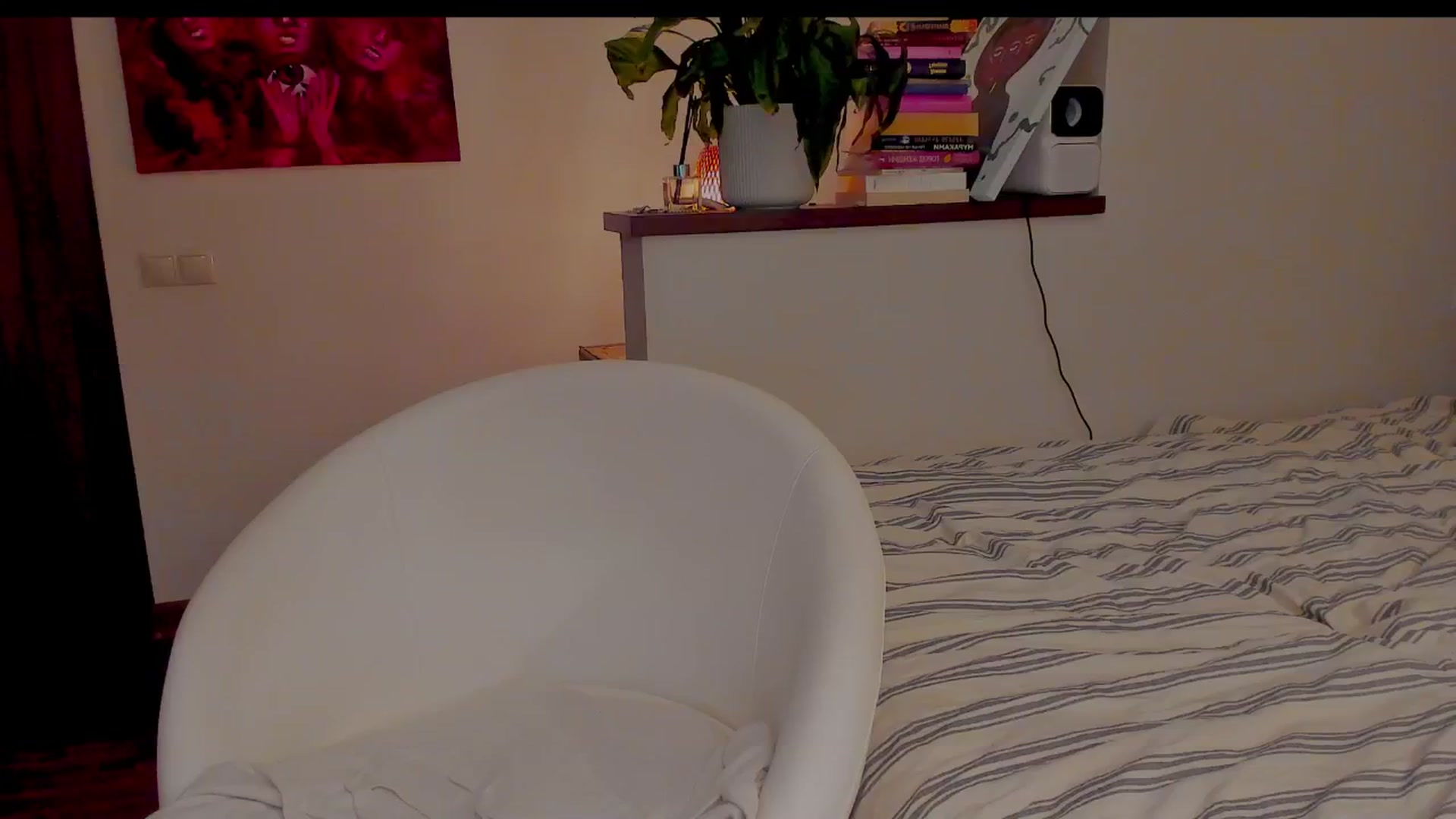 Gallery image thumbnail from AlexaGirl1's myfreecams stream on, 09/25/2024, 18:23 image 12 of 20