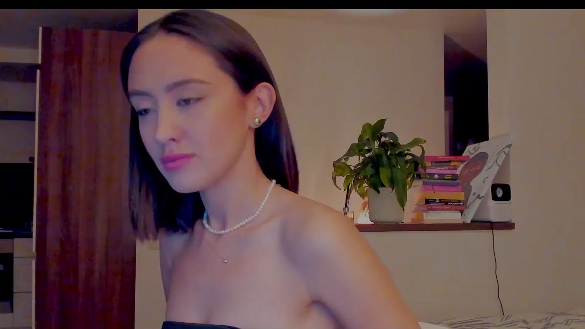 Gallery image thumbnail from AlexaGirl1's myfreecams stream on, 10/15/2024, 14:22 image 10 of 20