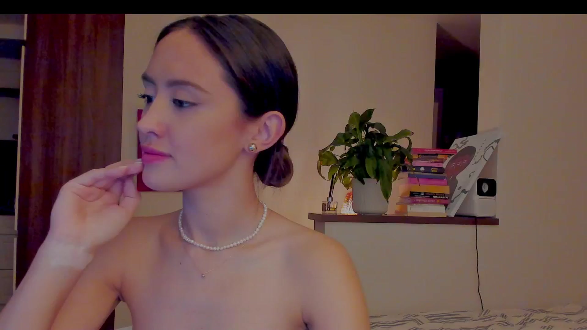 Gallery image thumbnail from AlexaGirl1's myfreecams stream on, 10/15/2024, 15:24 image 2 of 20