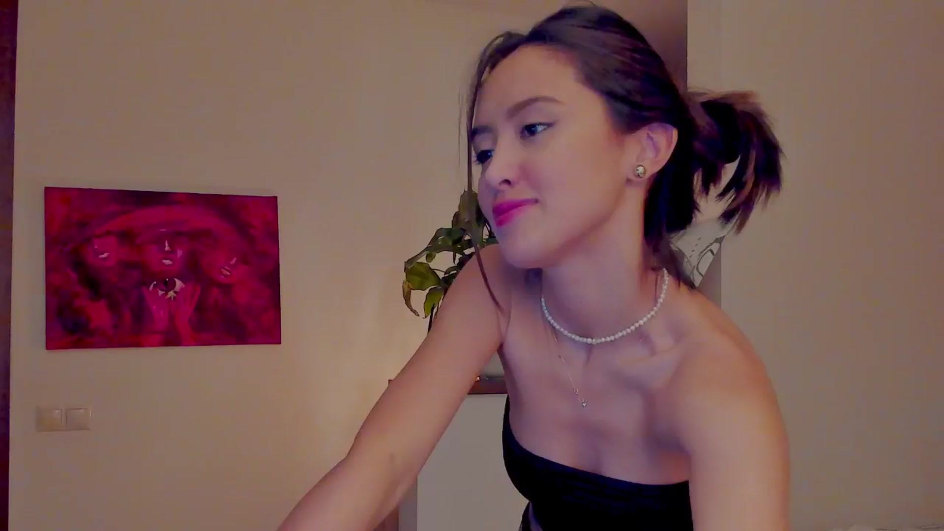 Gallery image thumbnail from AlexaGirl1's myfreecams stream on, 10/15/2024, 18:38 image 8 of 20