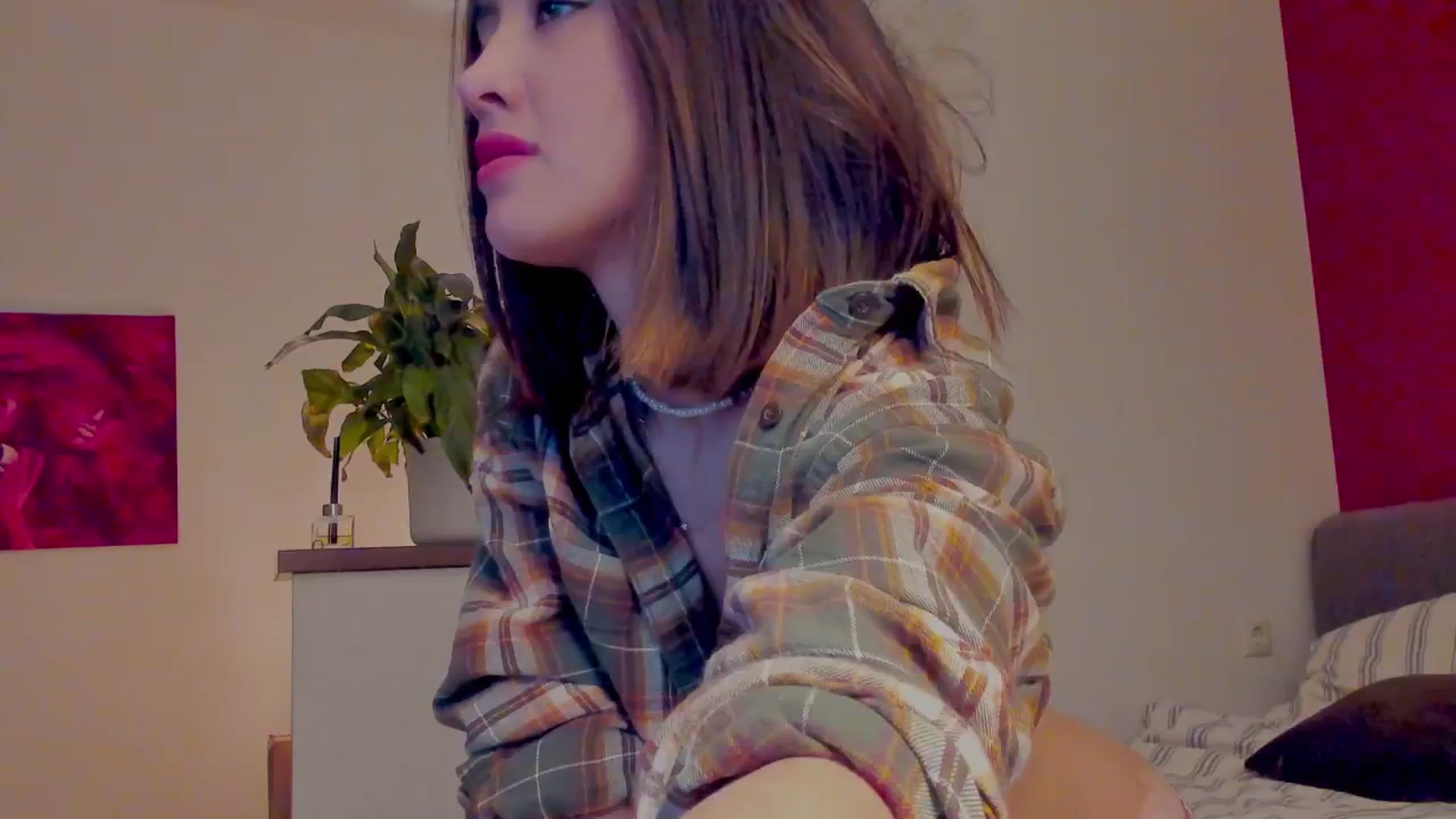 Gallery image thumbnail from AlexaGirl1's myfreecams stream on, 10/16/2024, 16:45 image 16 of 20