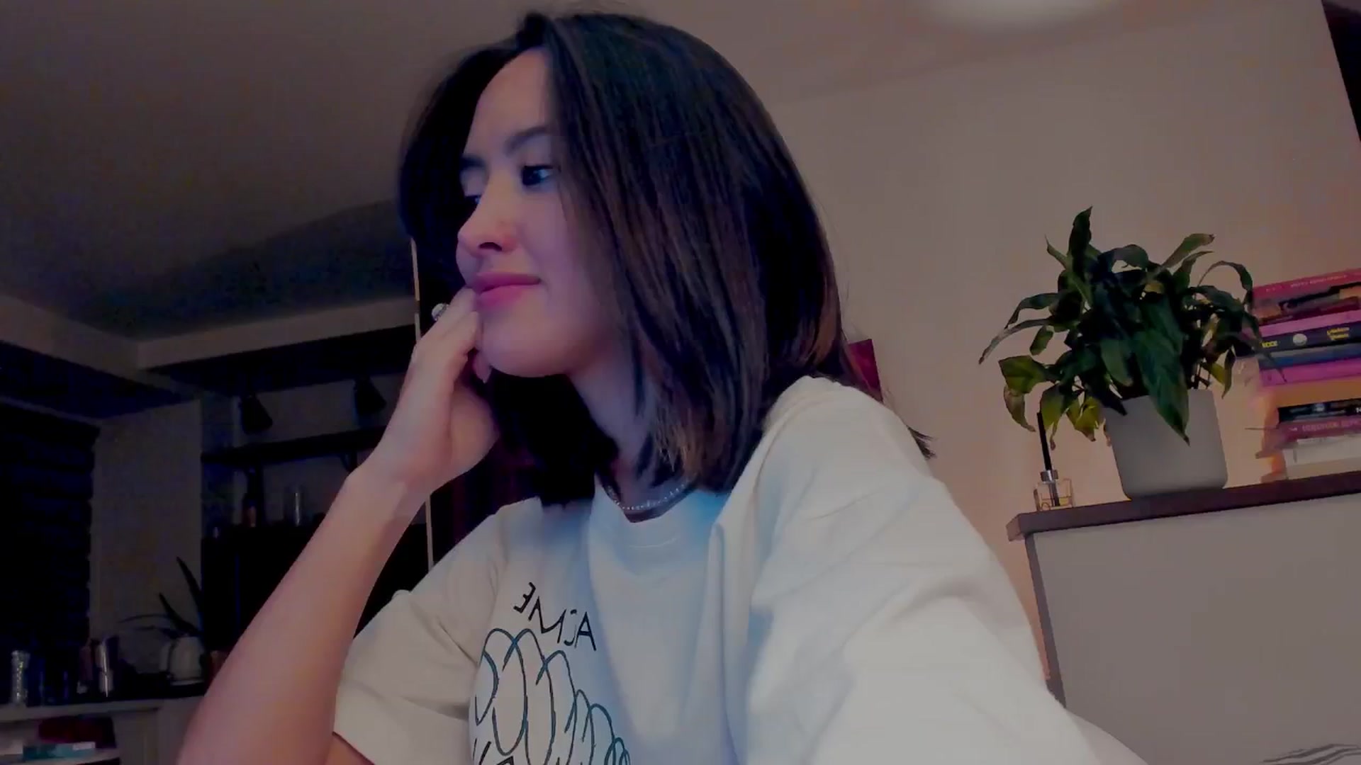 Gallery image thumbnail from AlexaGirl1's myfreecams stream on, 10/16/2024, 20:10 image 19 of 20