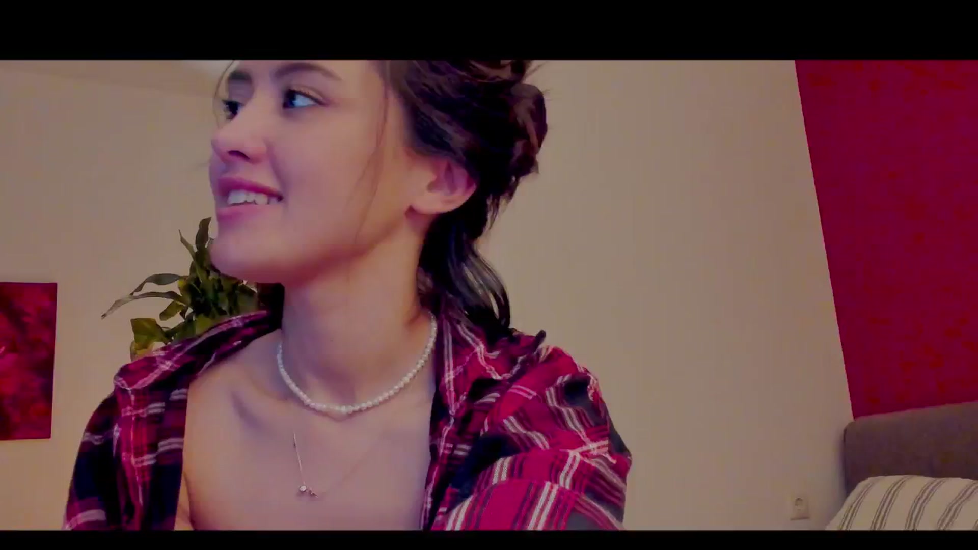Gallery image thumbnail from AlexaGirl1's myfreecams stream on, 10/18/2024, 19:44 image 19 of 20