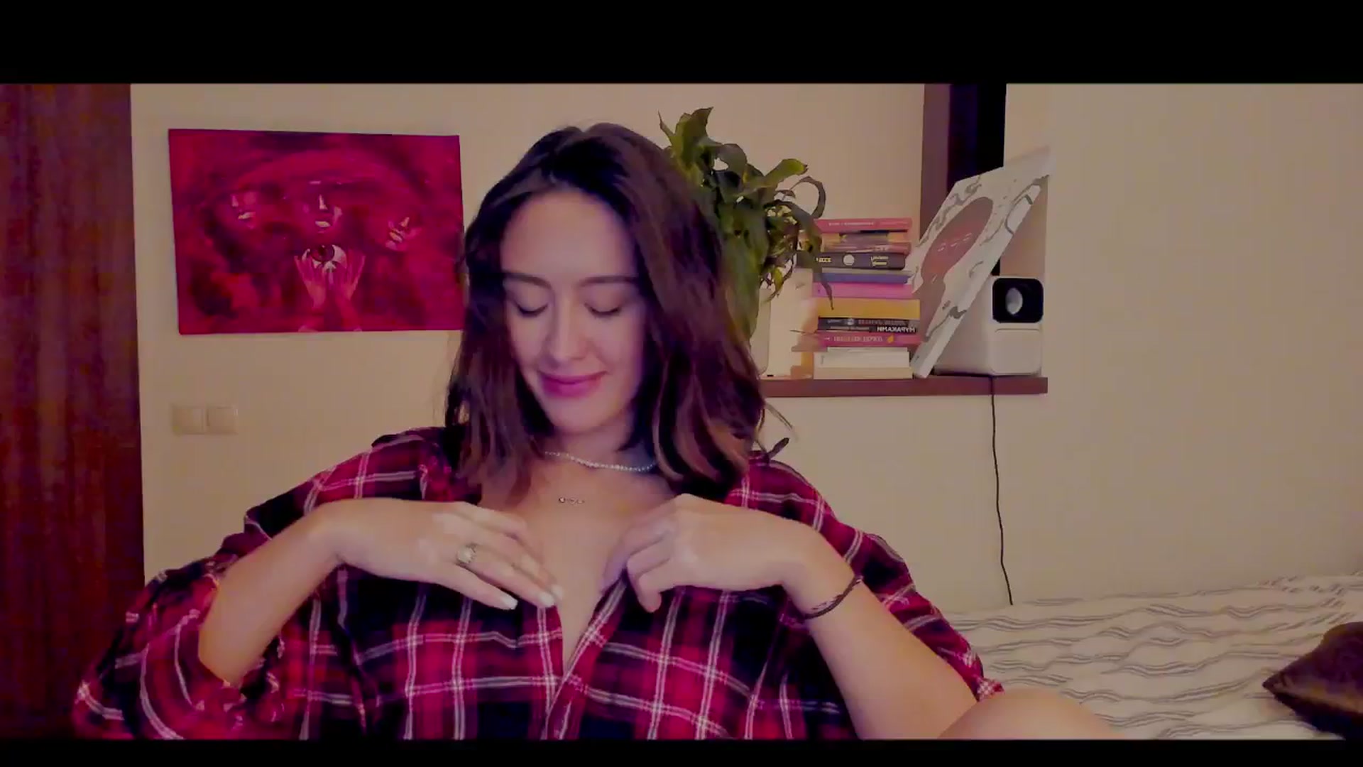 Gallery image thumbnail from AlexaGirl1's myfreecams stream on, 10/18/2024, 19:44 image 6 of 20