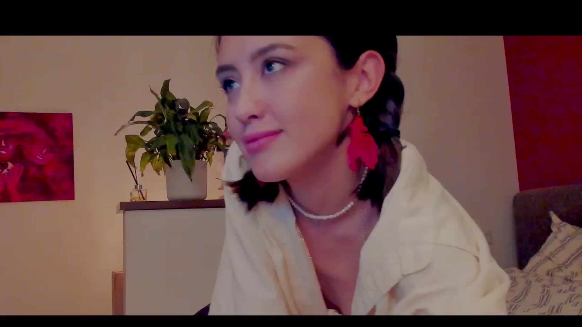 Gallery image thumbnail from AlexaGirl1's myfreecams stream on, 10/20/2024, 18:55 image 10 of 20