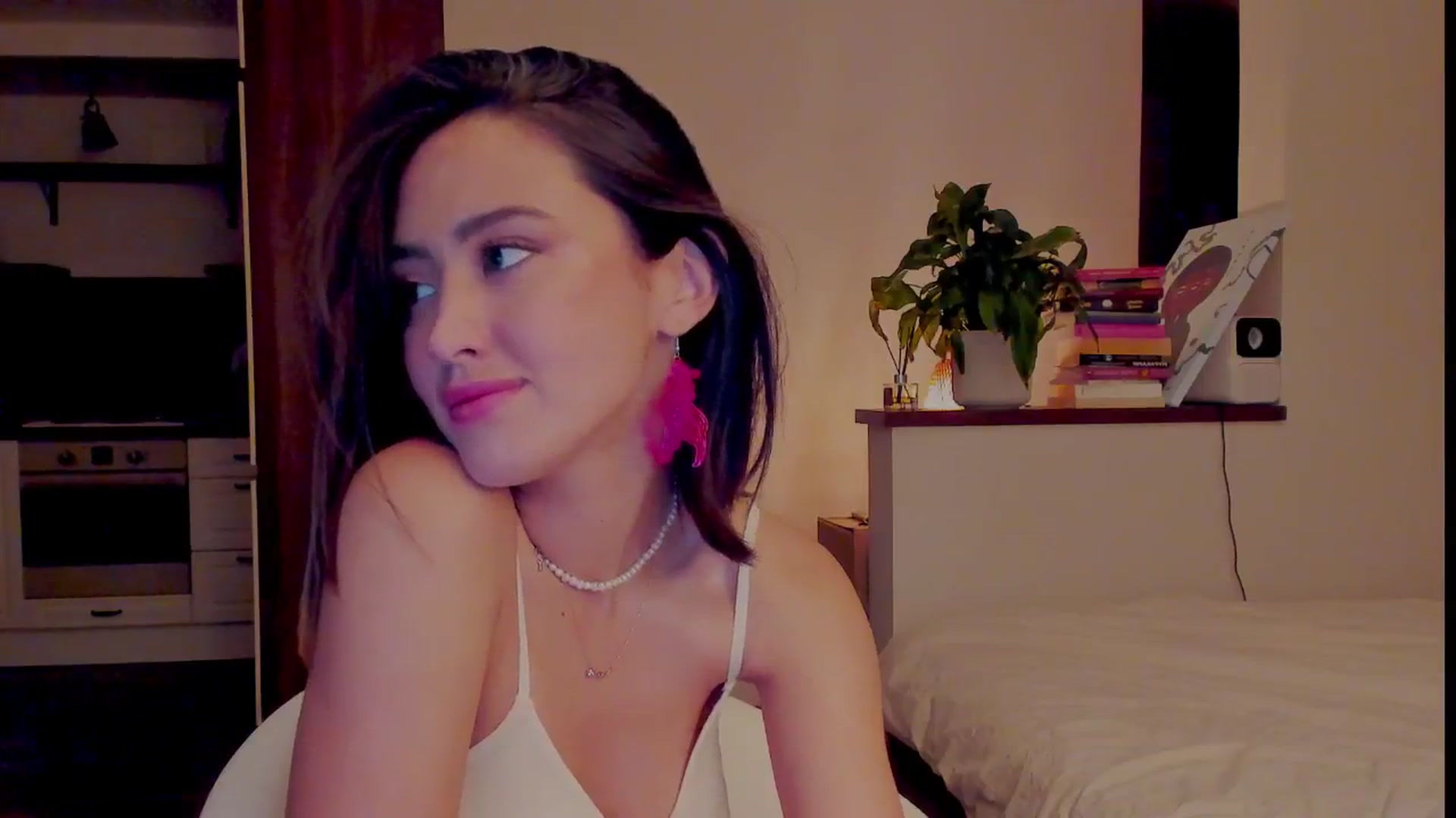 Gallery image thumbnail from AlexaGirl1's myfreecams stream on, 10/23/2024, 14:56 image 16 of 20