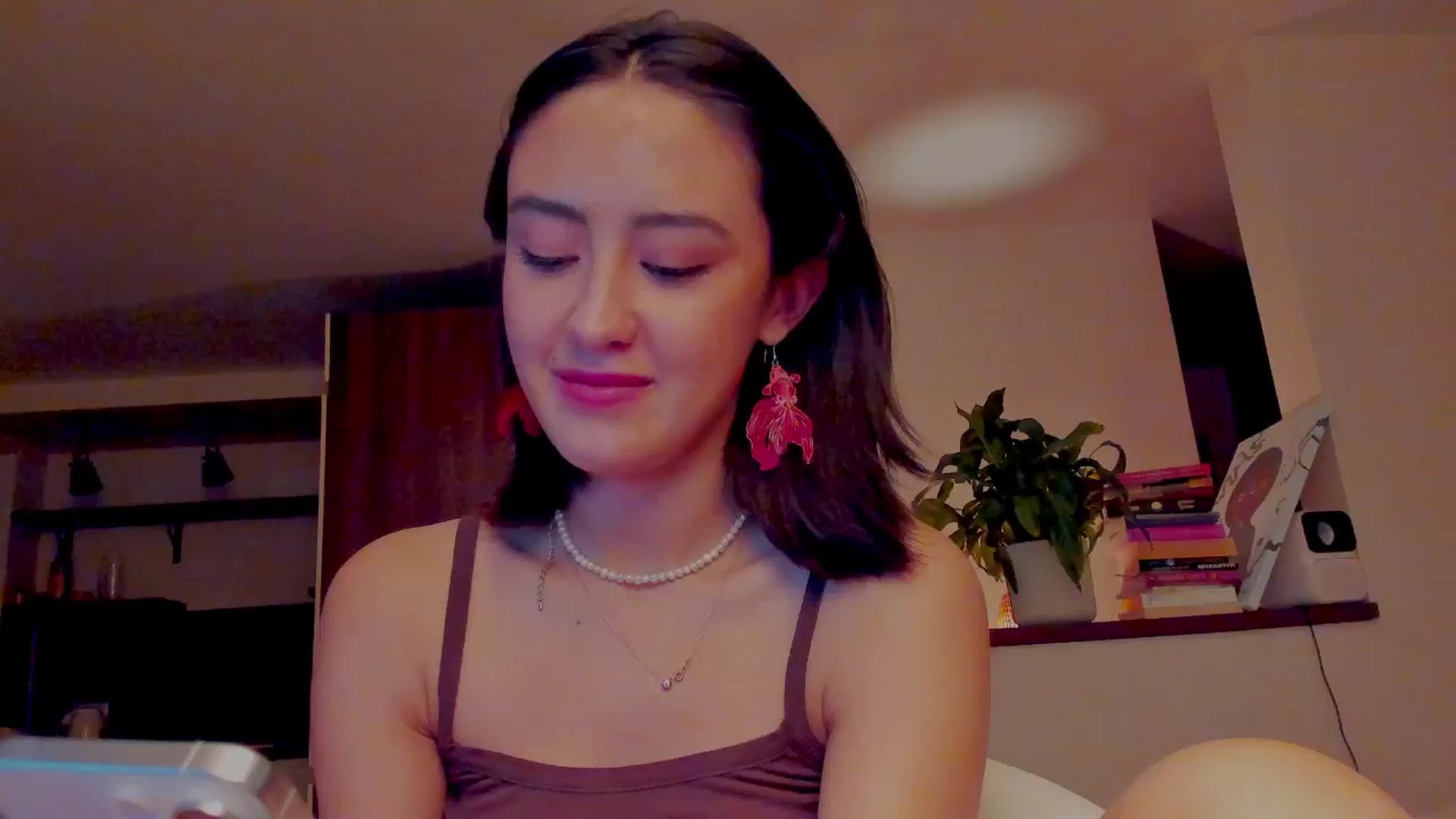 Gallery image thumbnail from AlexaGirl1's myfreecams stream on, 10/23/2024, 17:46 image 20 of 20