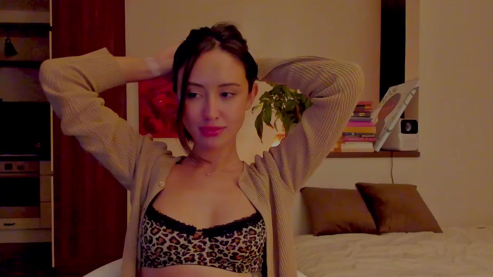 Gallery image thumbnail from AlexaGirl1's myfreecams stream on, 10/30/2024, 15:47 image 6 of 20