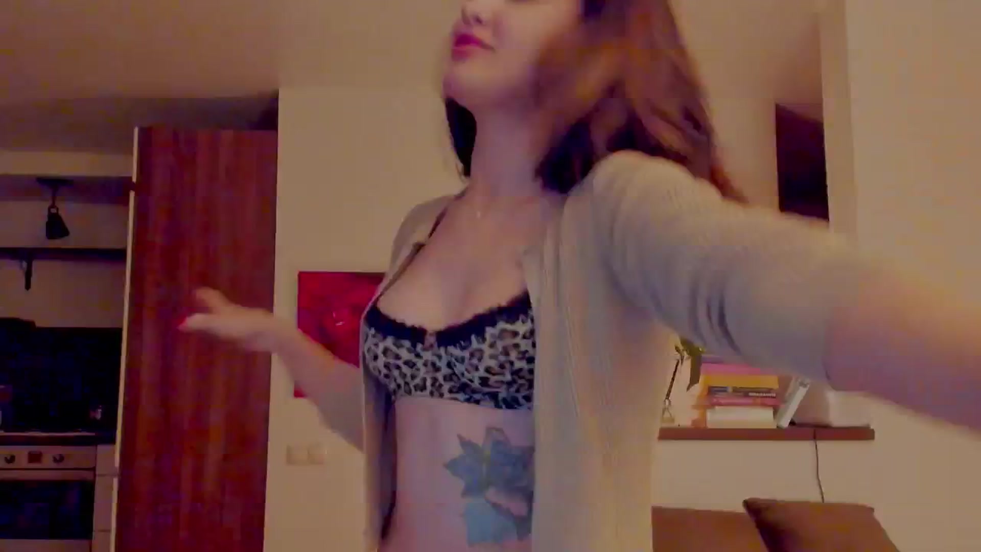 Gallery image thumbnail from AlexaGirl1's myfreecams stream on, 10/30/2024, 18:25 image 14 of 20