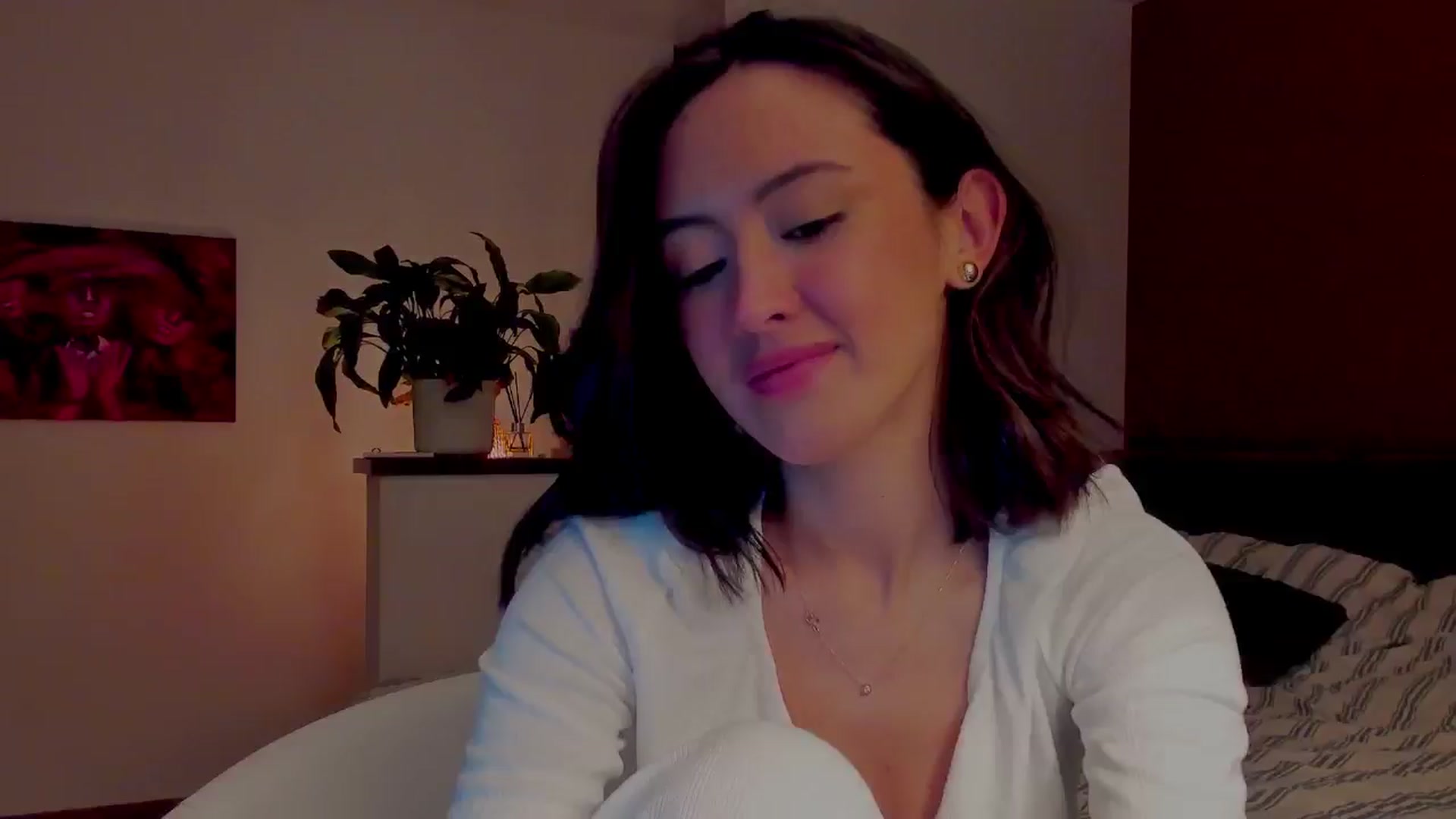 Gallery image thumbnail from AlexaGirl1's myfreecams stream on, 12/01/2024, 14:45 image 4 of 20