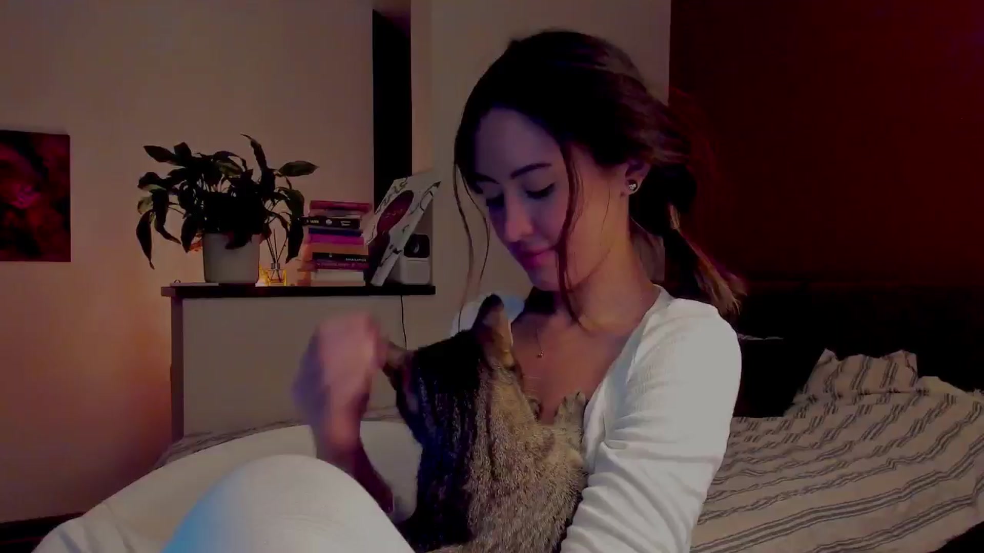 Gallery image thumbnail from AlexaGirl1's myfreecams stream on, 12/01/2024, 14:45 image 14 of 20