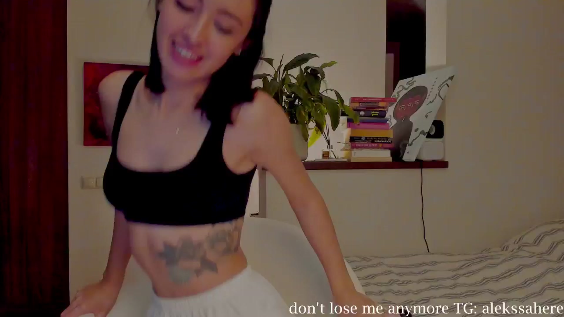 Gallery image thumbnail from AlexaGirl1's myfreecams stream on, 03/20/2025, 16:00 image 5 of 20