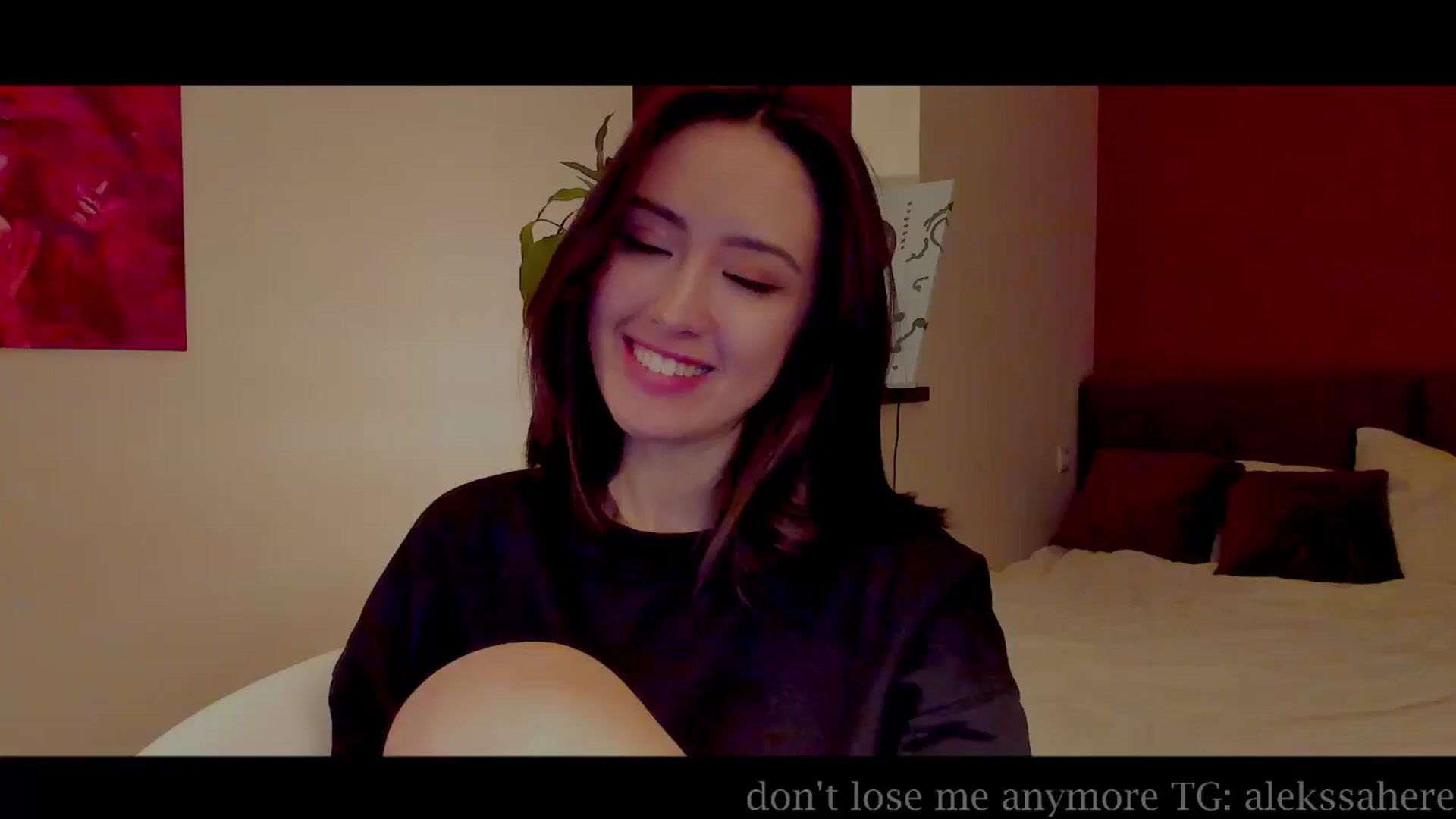 Gallery image thumbnail from AlexaGirl1's myfreecams stream on, 04/01/2025, 17:43 image 17 of 20