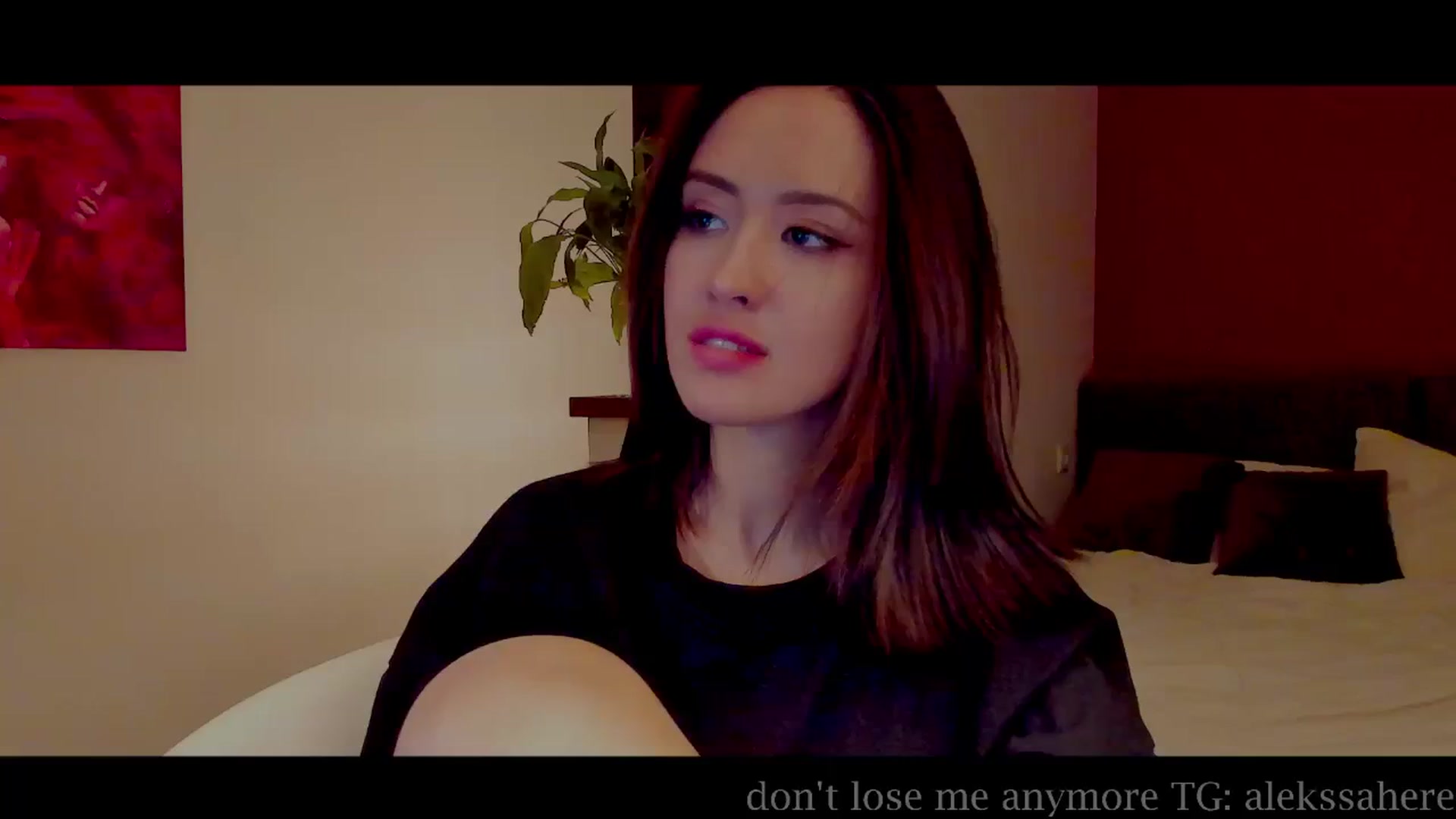 Gallery image thumbnail from AlexaGirl1's myfreecams stream on, 04/01/2025, 17:43 image 19 of 20