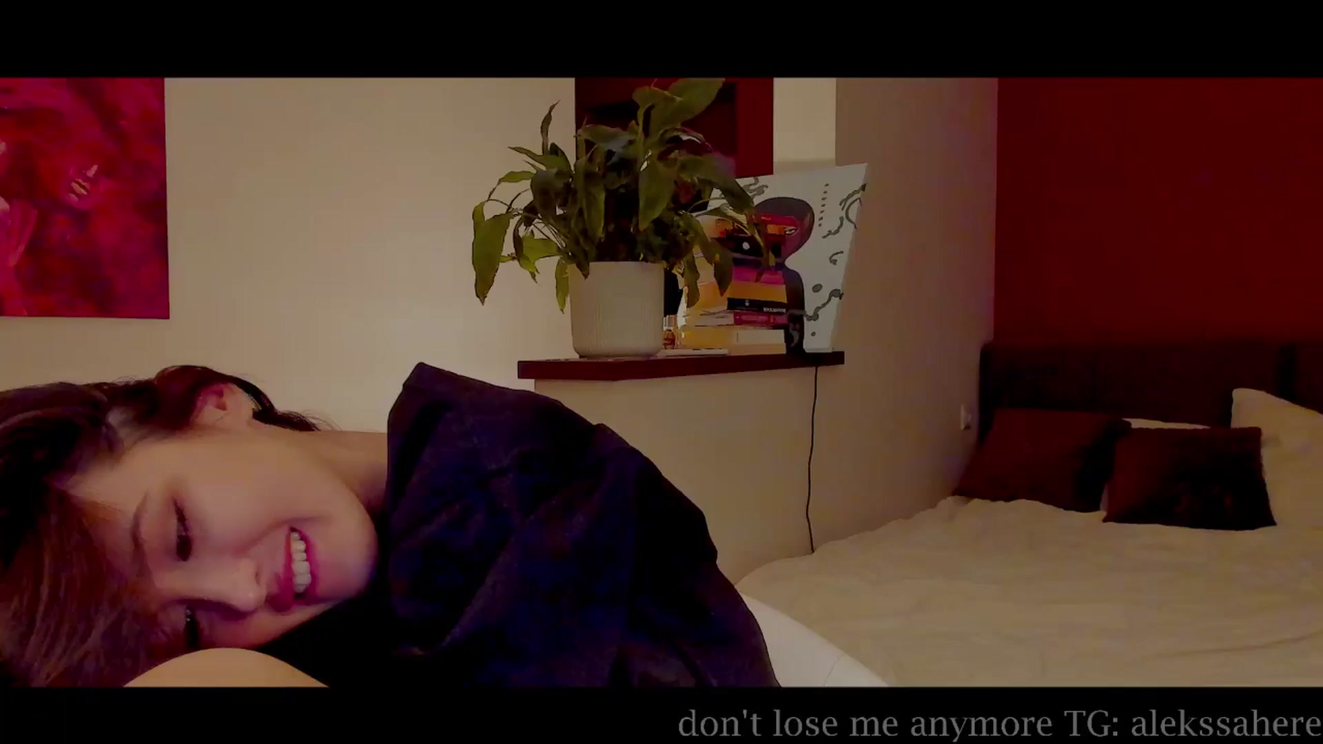 Gallery image thumbnail from AlexaGirl1's myfreecams stream on, 04/01/2025, 17:43 image 18 of 20