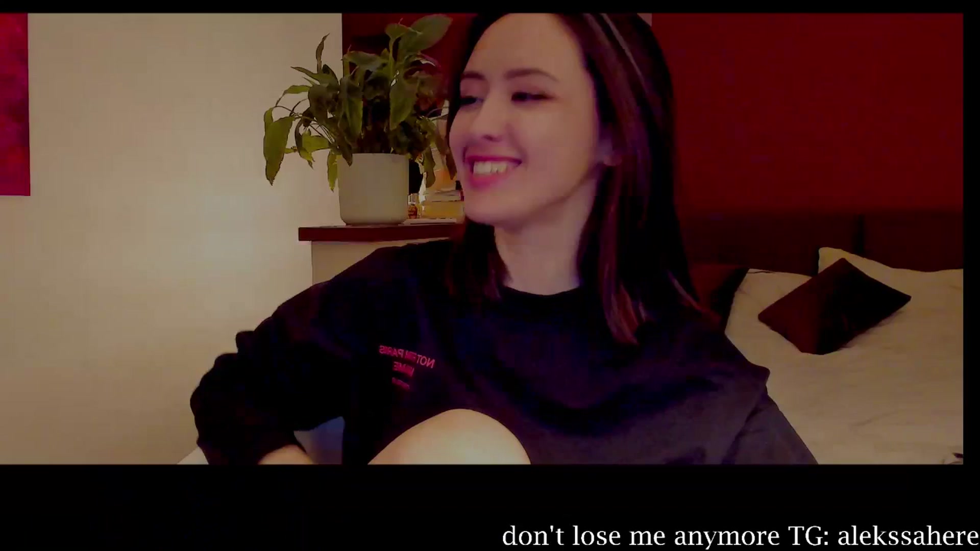 Gallery image thumbnail from AlexaGirl1's myfreecams stream on, 04/01/2025, 18:45 image 12 of 20