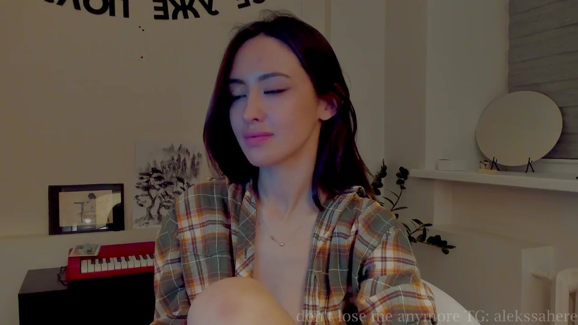 Gallery image thumbnail from AlexaGirl1's myfreecams stream on, 04/17/2025, 18:36 image 20 of 20