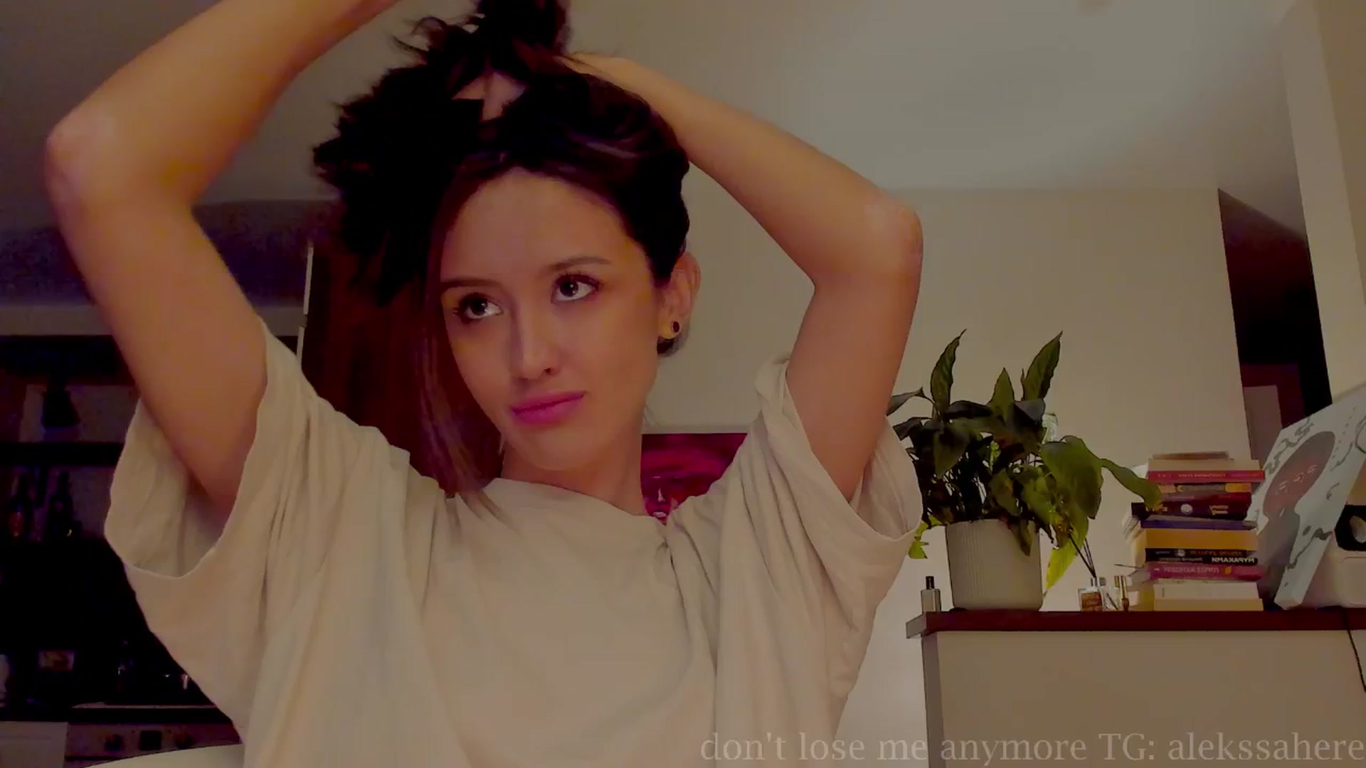 Gallery image thumbnail from AlexaGirl1's myfreecams stream on, 04/28/2025, 16:56 image 3 of 20