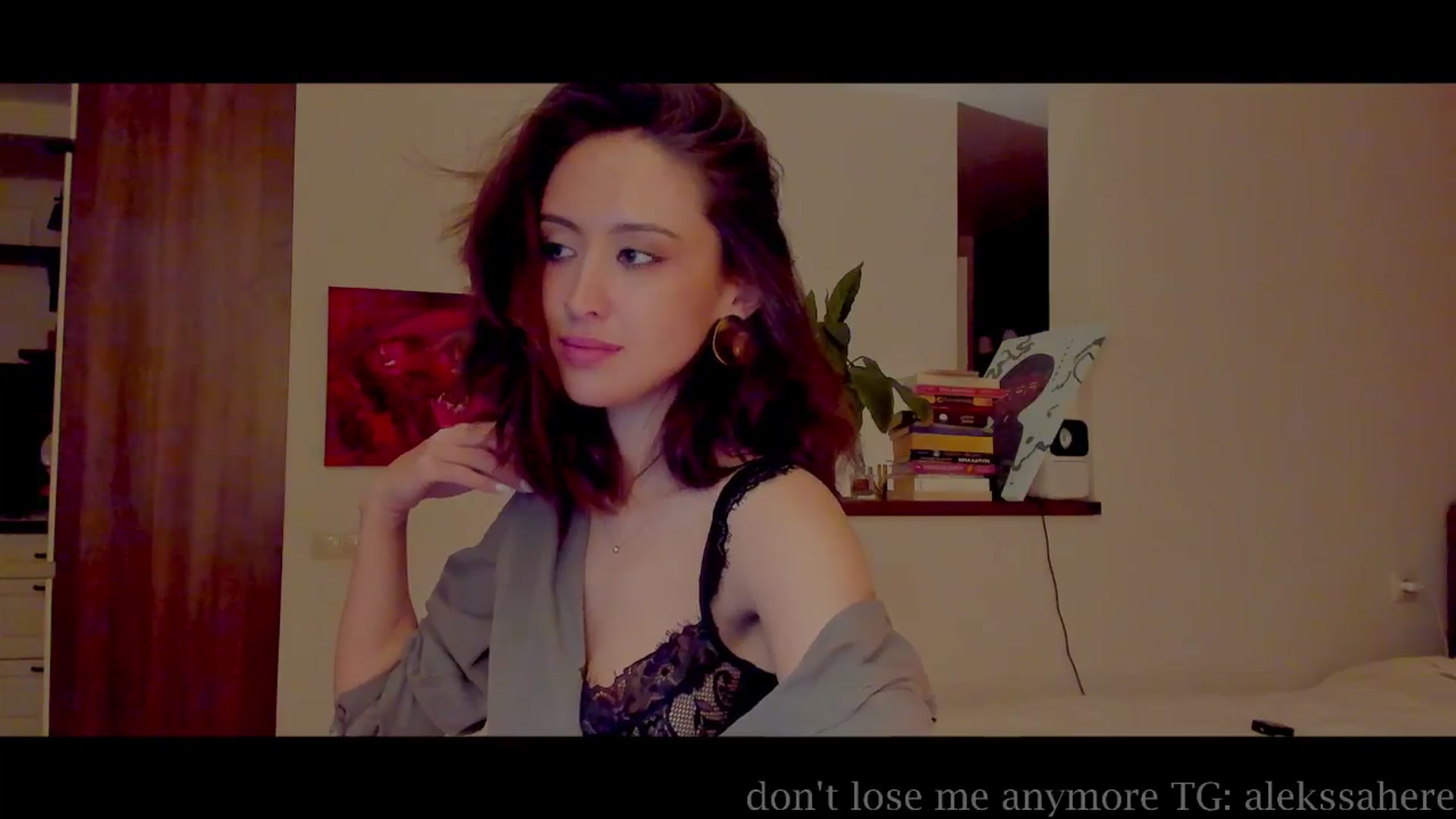 Gallery image thumbnail from AlexaGirl1's myfreecams stream on, 04/29/2025, 17:02 image 15 of 20