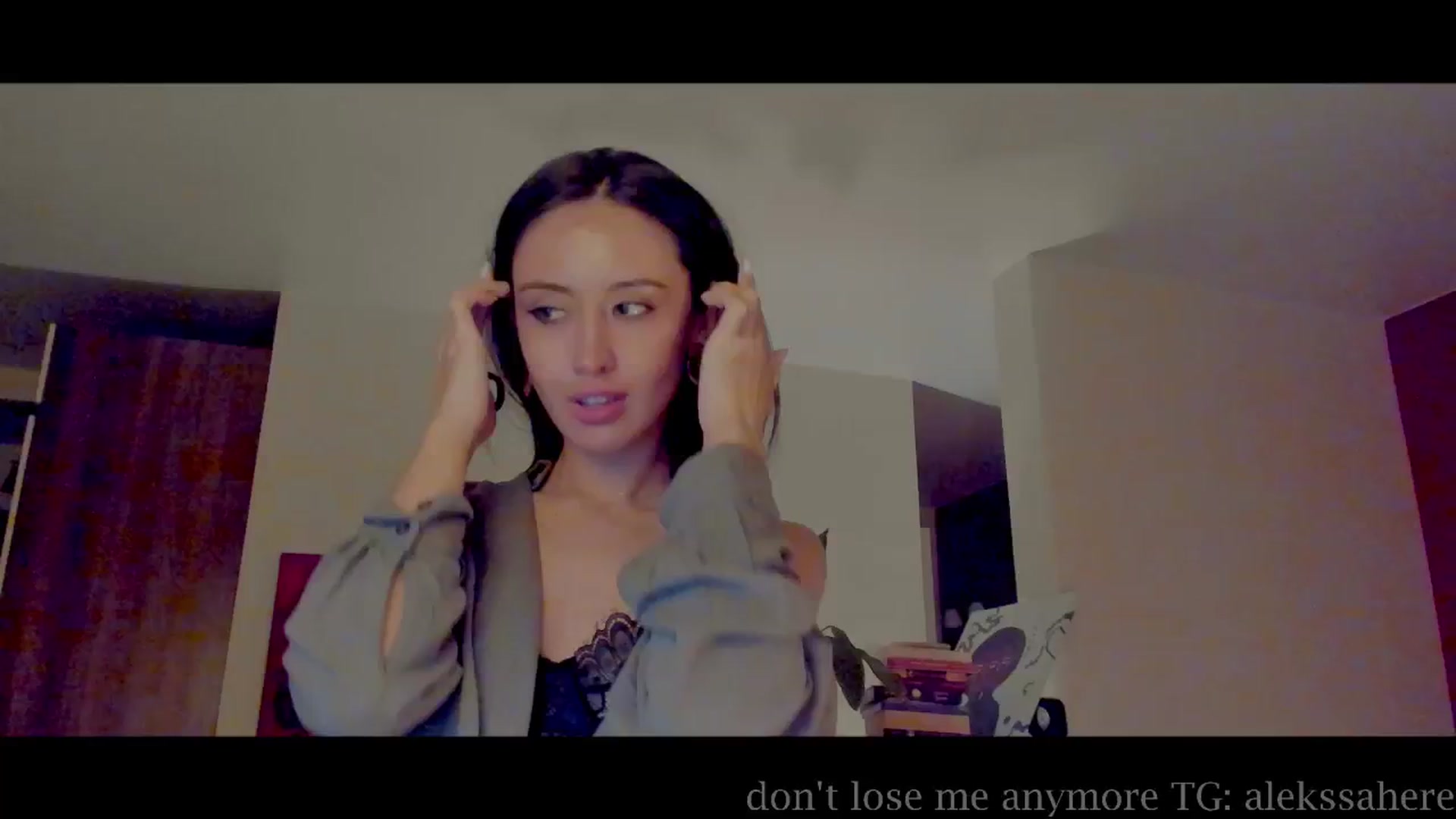 Gallery image thumbnail from AlexaGirl1's myfreecams stream on, 04/29/2025, 18:22 image 17 of 20