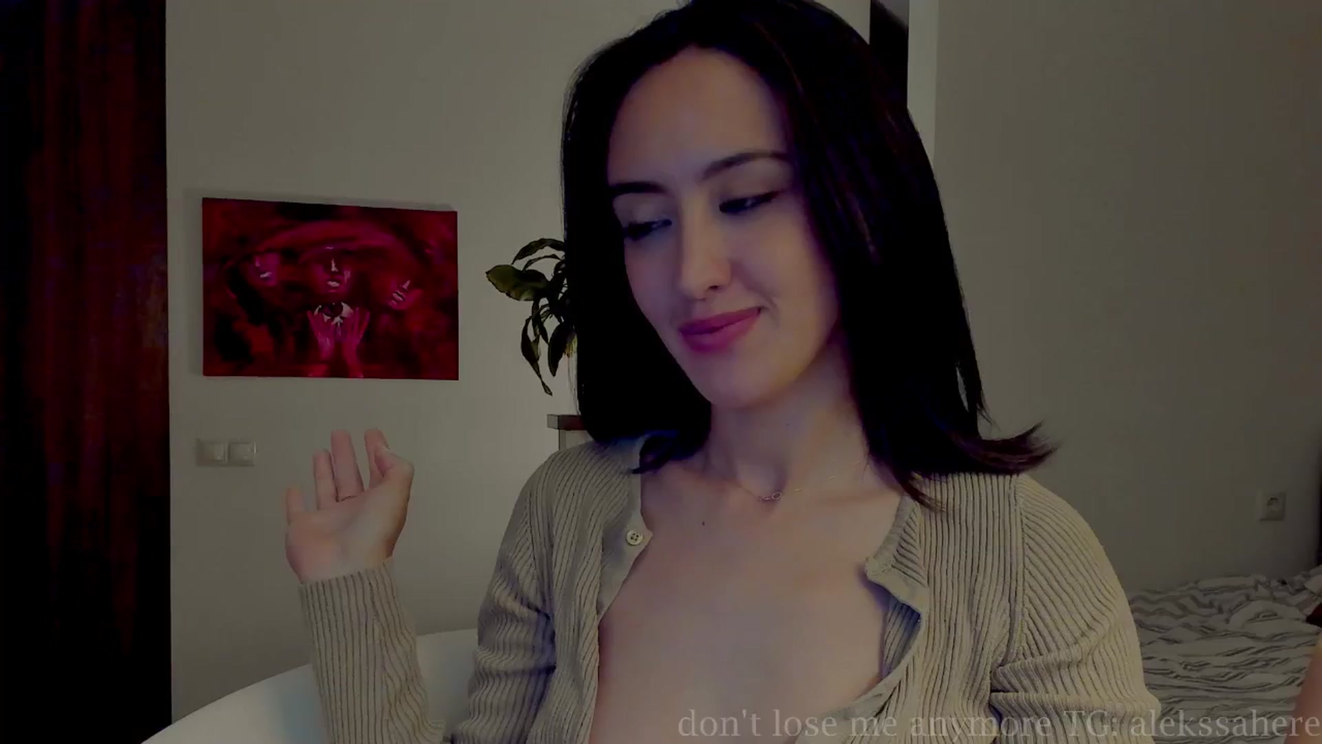Gallery image thumbnail from AlexaGirl1's myfreecams stream on, 06/19/2025, 19:13 image 1 of 20