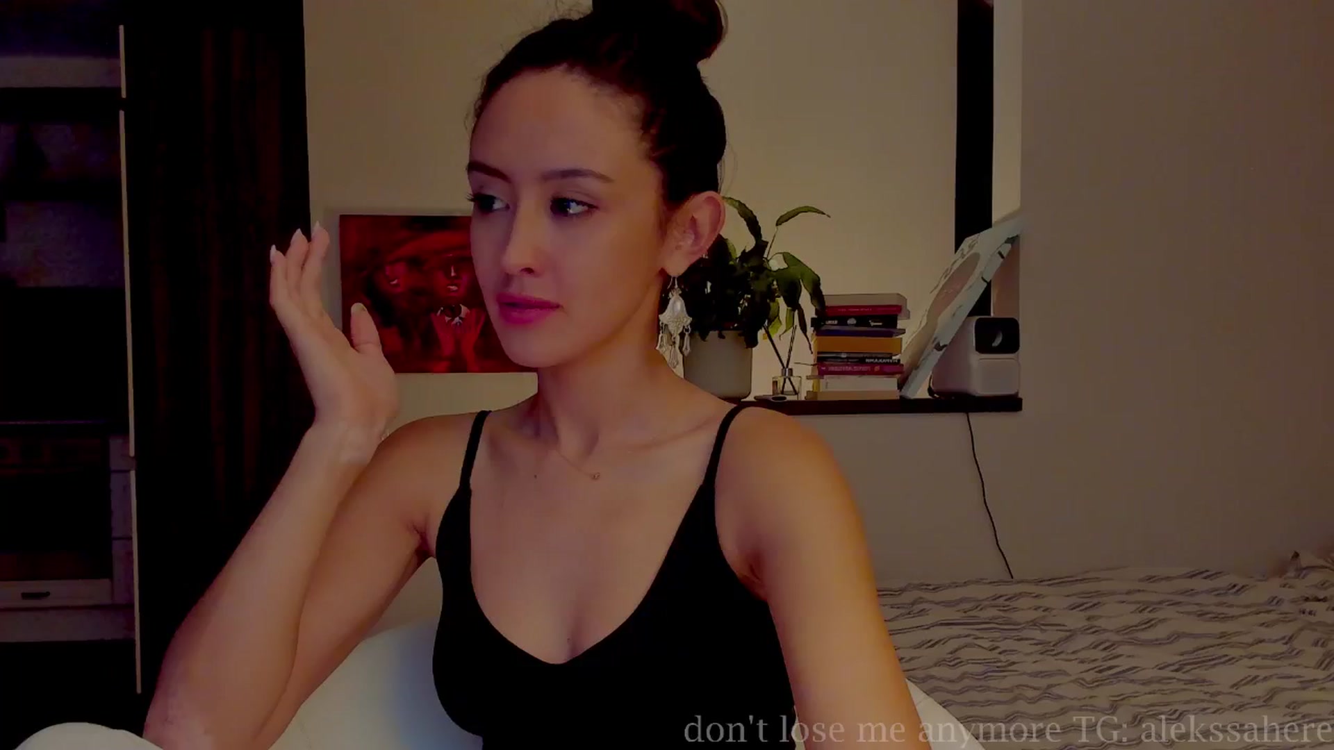 Gallery image thumbnail from AlexaGirl1's myfreecams stream on, 06/23/2025, 16:59 image 19 of 20