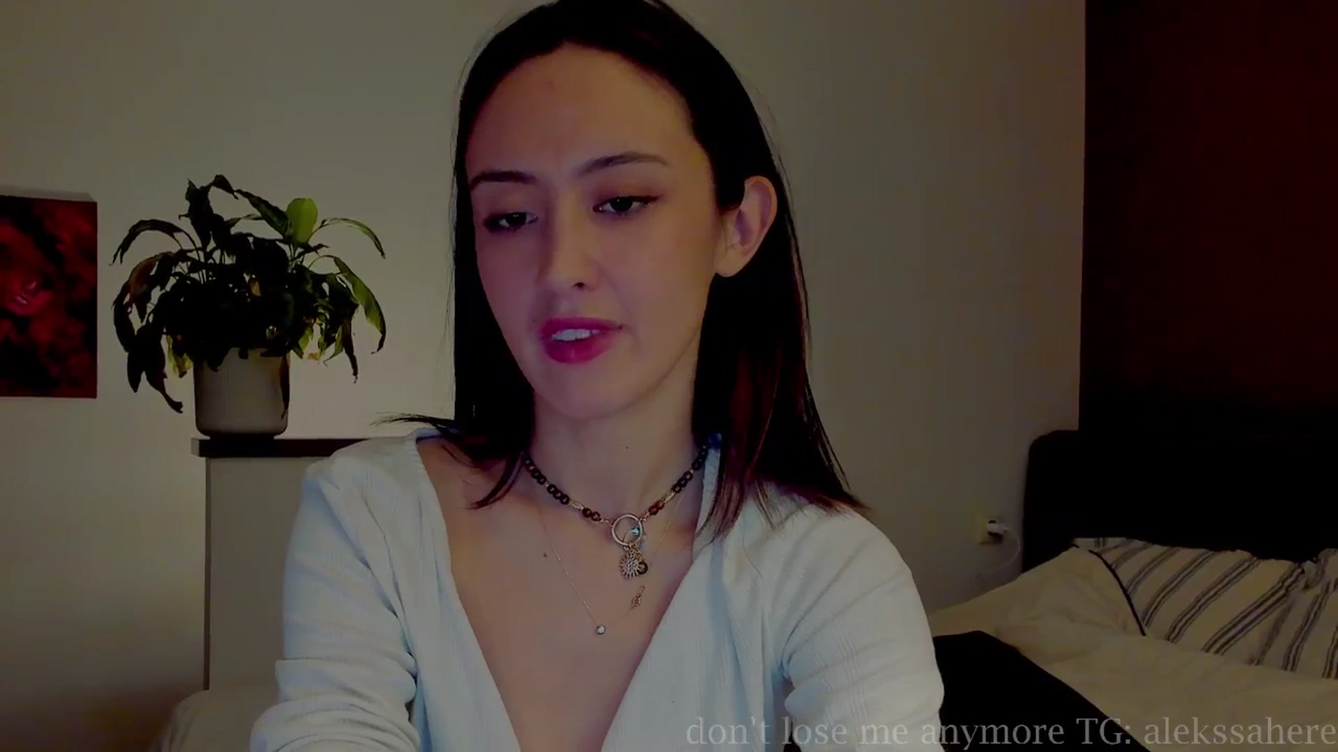 Gallery image thumbnail from AlexaGirl1's myfreecams stream on, 08/03/2025, 17:09 image 18 of 20