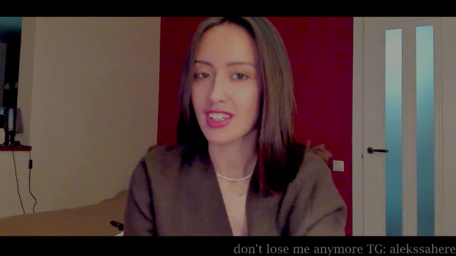 Gallery image thumbnail from AlexaGirl1's myfreecams stream on, 10/12/2025, 17:27 image 15 of 20