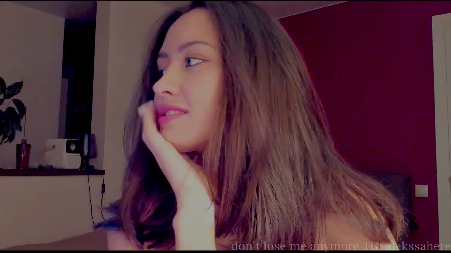 Gallery image thumbnail from AlexaGirl1's myfreecams stream on, 10/13/2025, 15:23 image 6 of 20