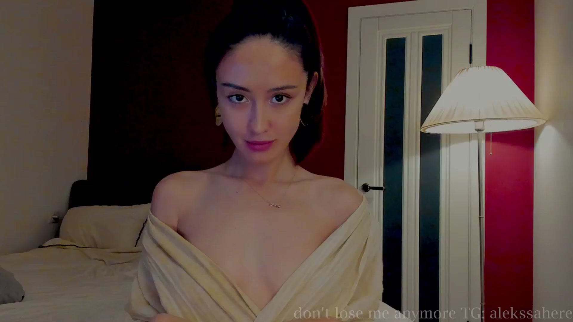 Gallery image thumbnail from AlexaGirl1's myfreecams stream on, 11/16/2025, 14:55 image 14 of 20