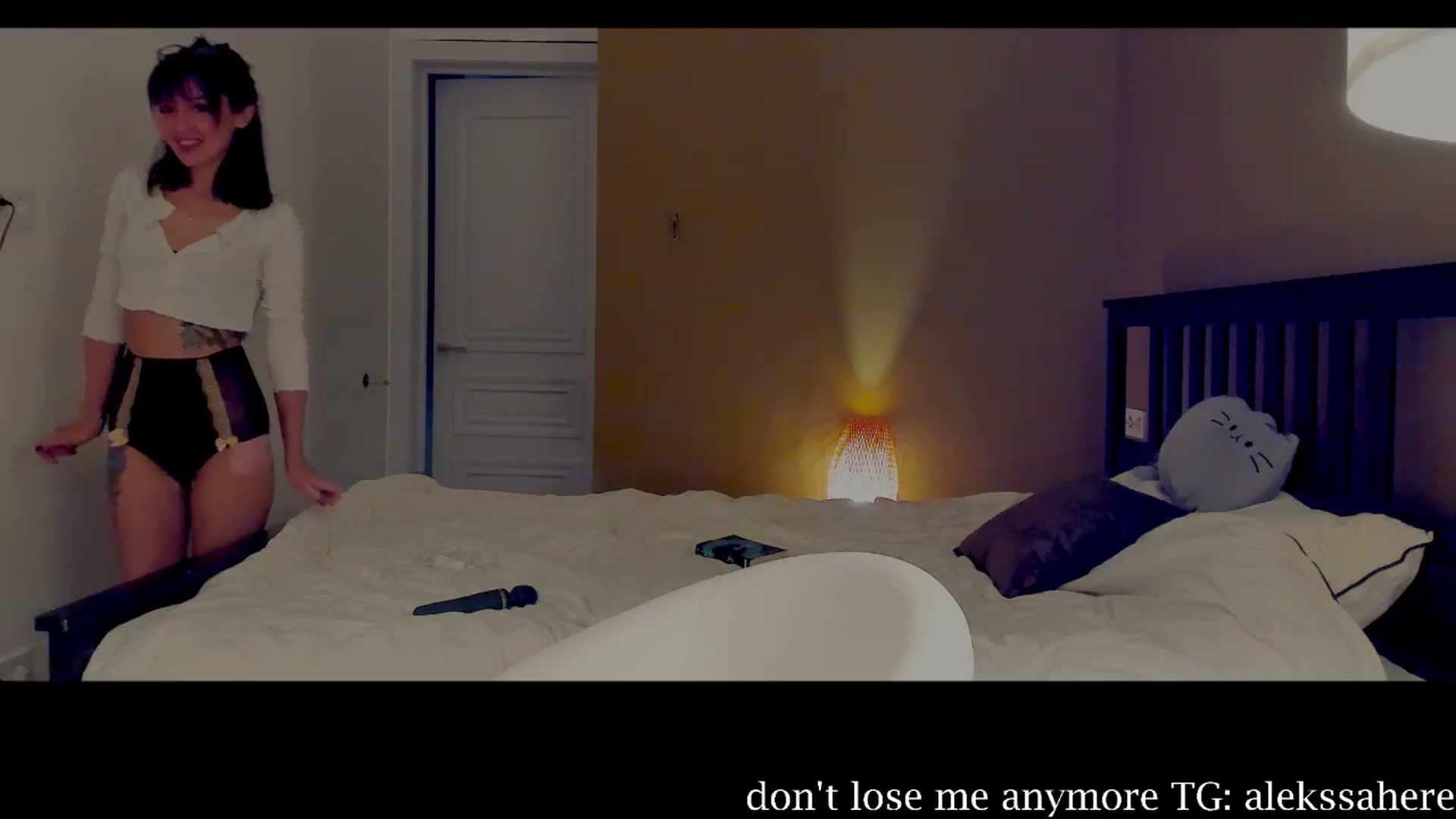 Gallery image thumbnail from AlexaGirl1's myfreecams stream on, 12/17/2025, 17:35 image 17 of 20