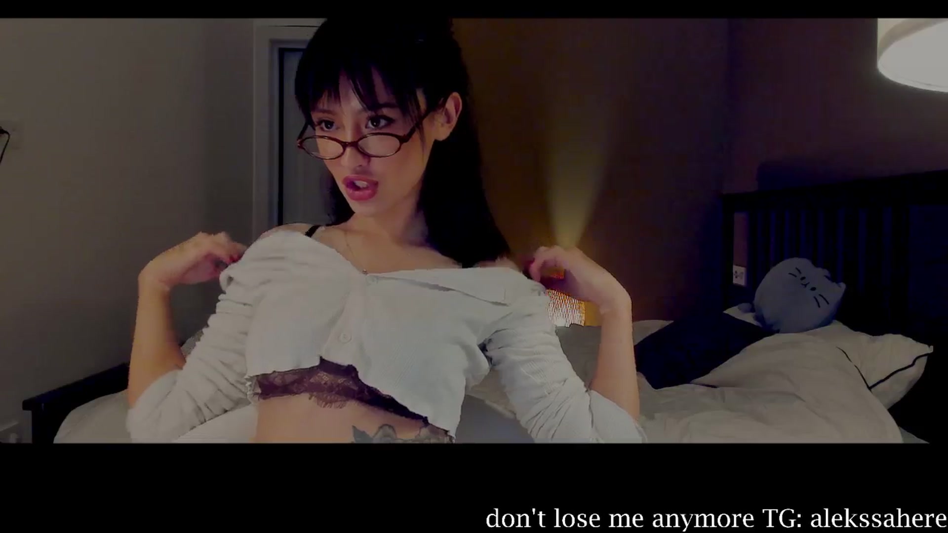 Gallery image thumbnail from AlexaGirl1's myfreecams stream on, 12/17/2025, 17:35 image 14 of 20