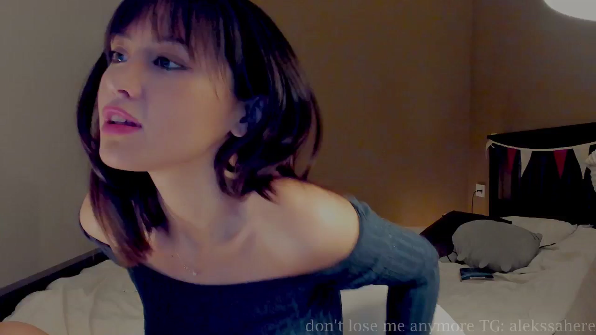 Gallery image thumbnail from AlexaGirl1's myfreecams stream on, 12/22/2025, 17:56 image 8 of 20