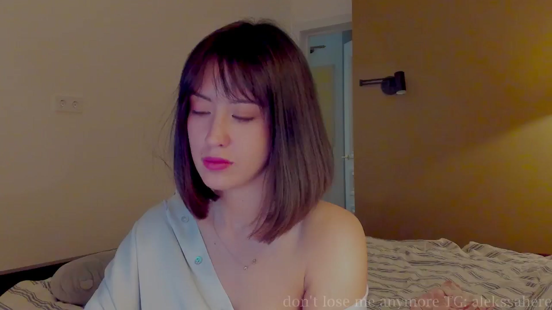 Gallery image thumbnail from AlexaGirl1's myfreecams stream on, 04/17/2026, 18:18 image 14 of 20