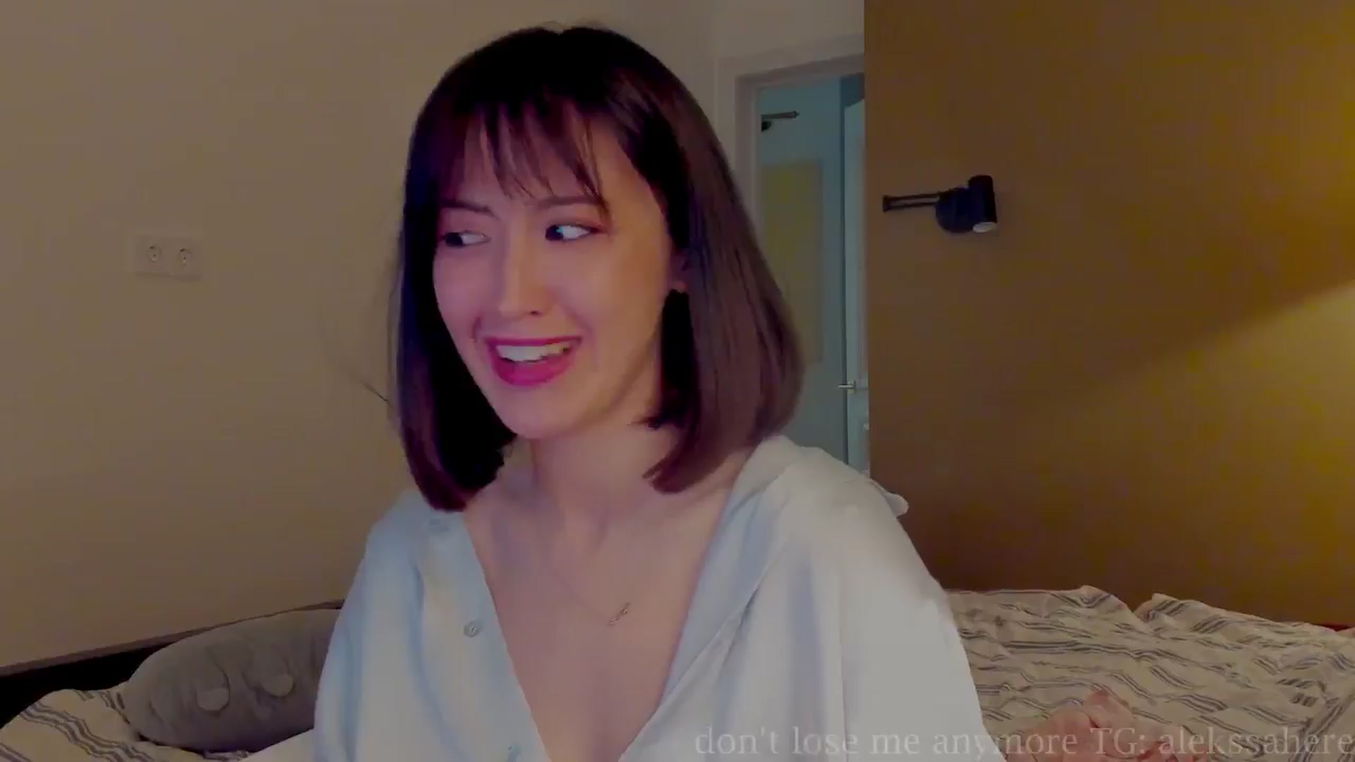 Gallery image thumbnail from AlexaGirl1's myfreecams stream on, 04/17/2026, 18:18 image 15 of 20
