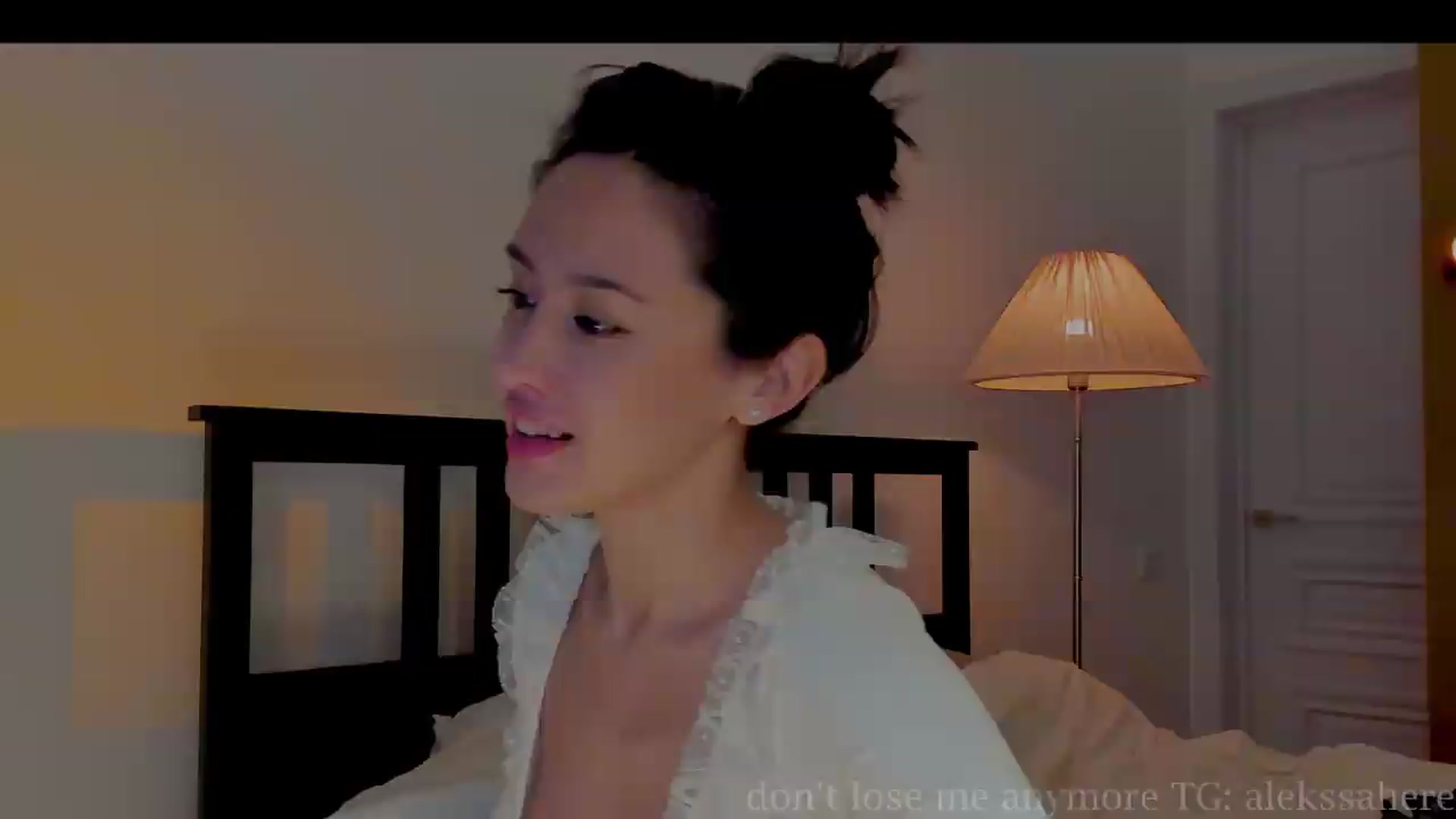 Gallery image thumbnail from AlexaGirl1's myfreecams stream on, 09/10/2026, 17:46 image 5 of 20
