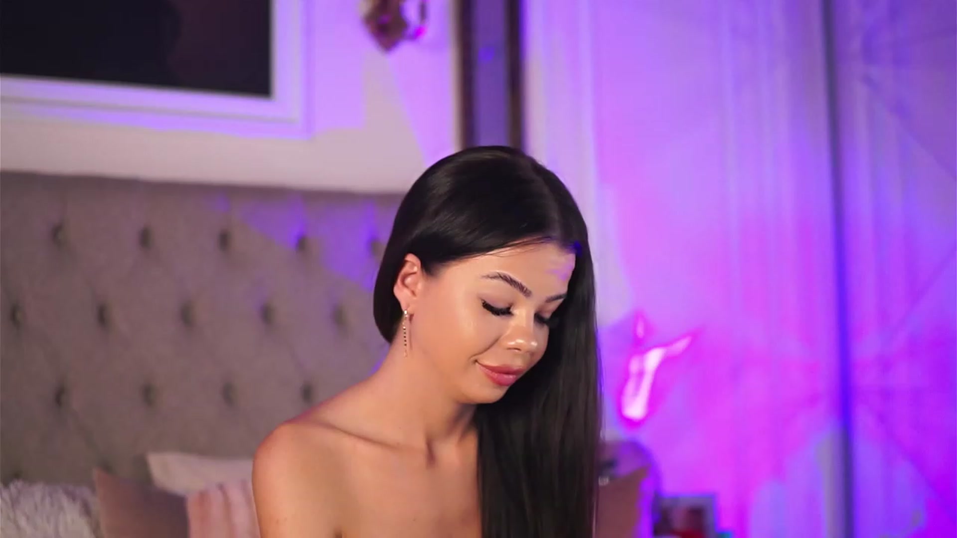 Gallery image thumbnail from AlexaHeyesz's myfreecams stream on, 03/11/2023, 12:46 image 6 of 20