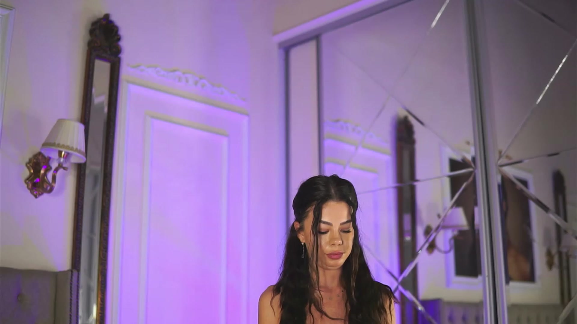 Gallery image thumbnail from AlexaHeyesz's myfreecams stream on, 06/11/2023, 11:56 image 20 of 20
