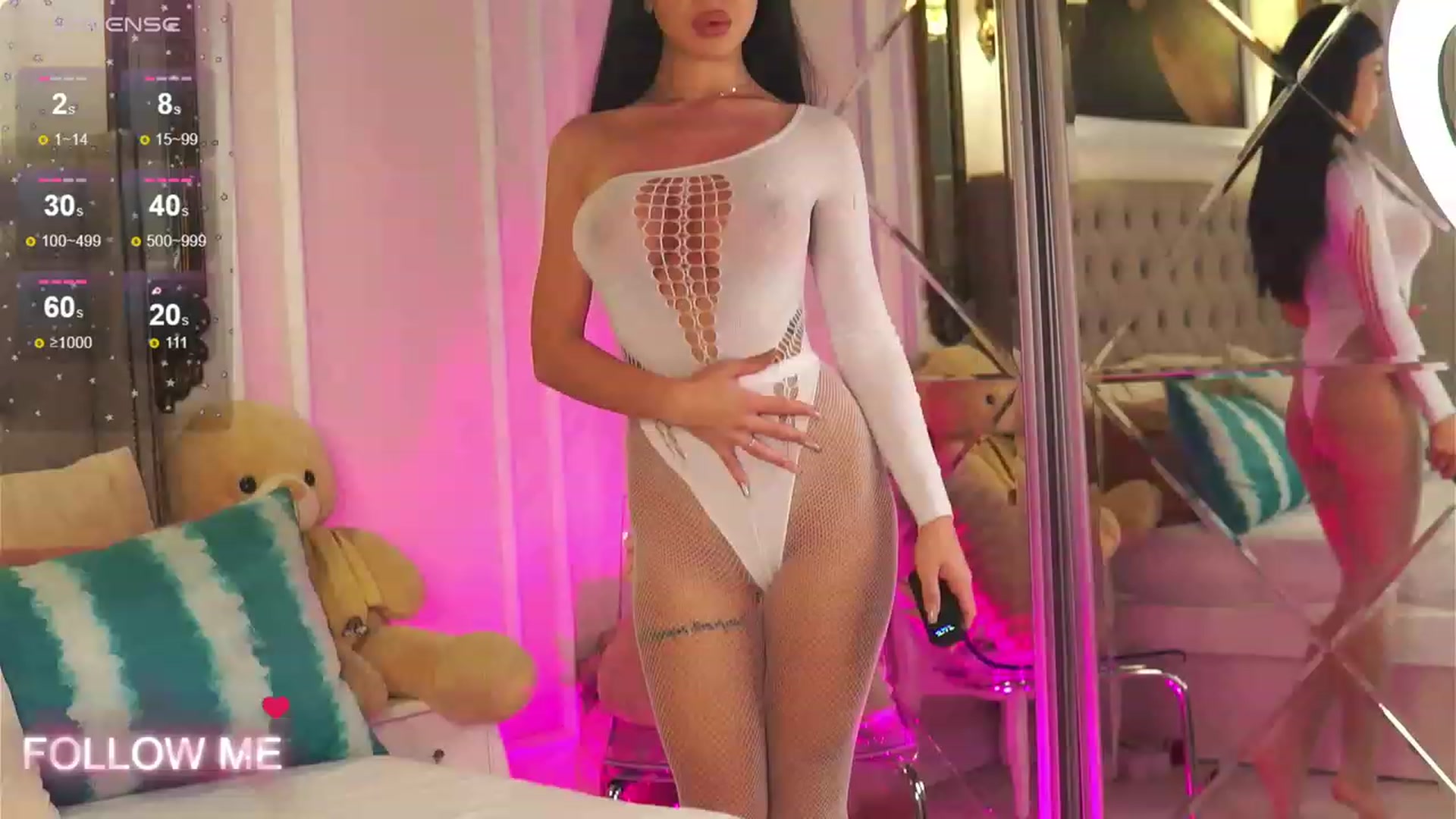 Gallery image thumbnail from AlexaHeyesz's myfreecams stream on, 01/17/2024, 07:22 image 15 of 20