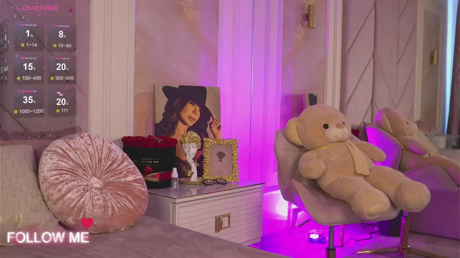 Gallery image thumbnail from AlexaHeyesz's myfreecams stream on, 07/14/2024, 08:17 image 10 of 20
