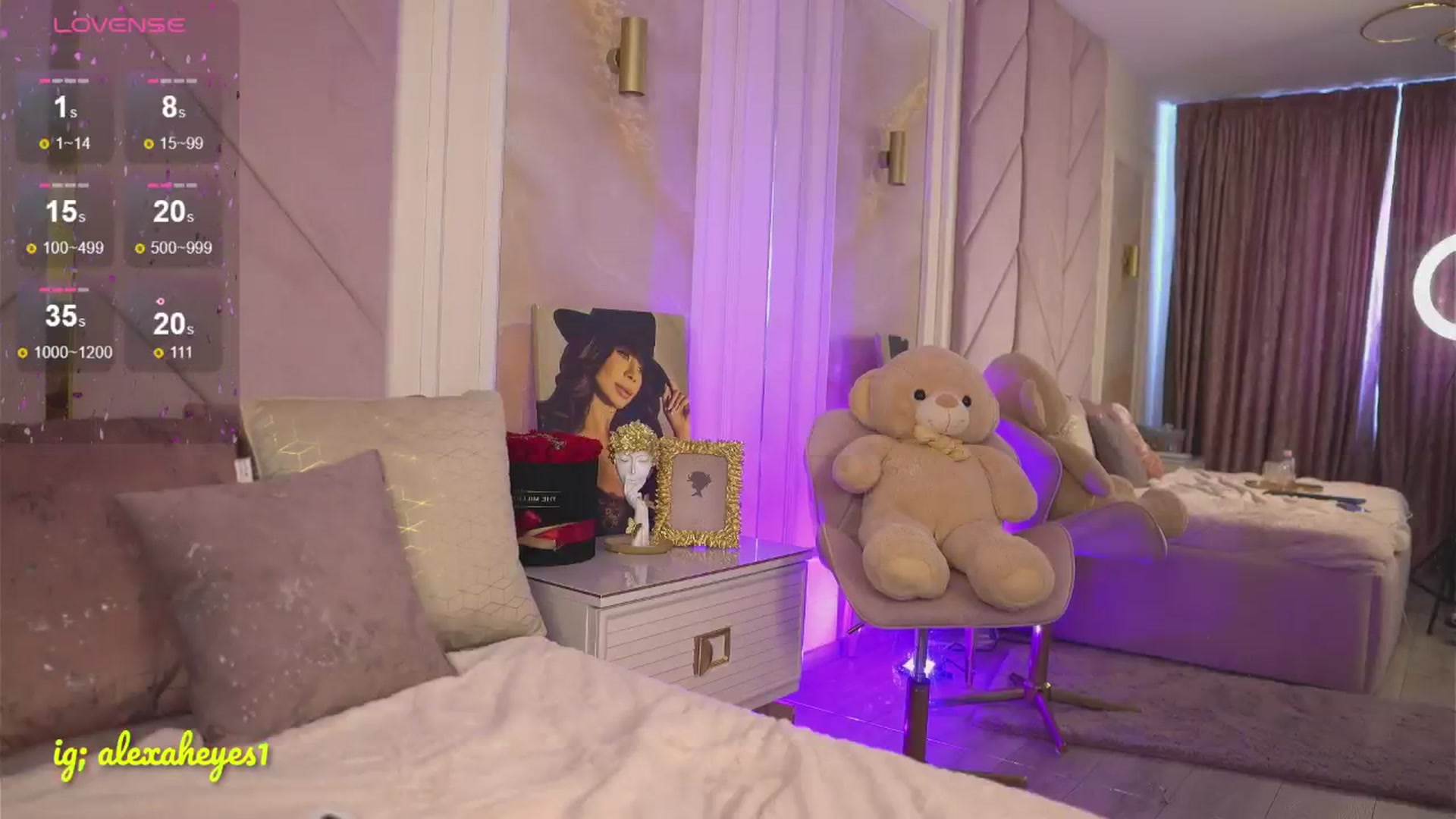 Gallery image thumbnail from AlexaHeyesz's myfreecams stream on, 08/23/2024, 10:29 image 10 of 20