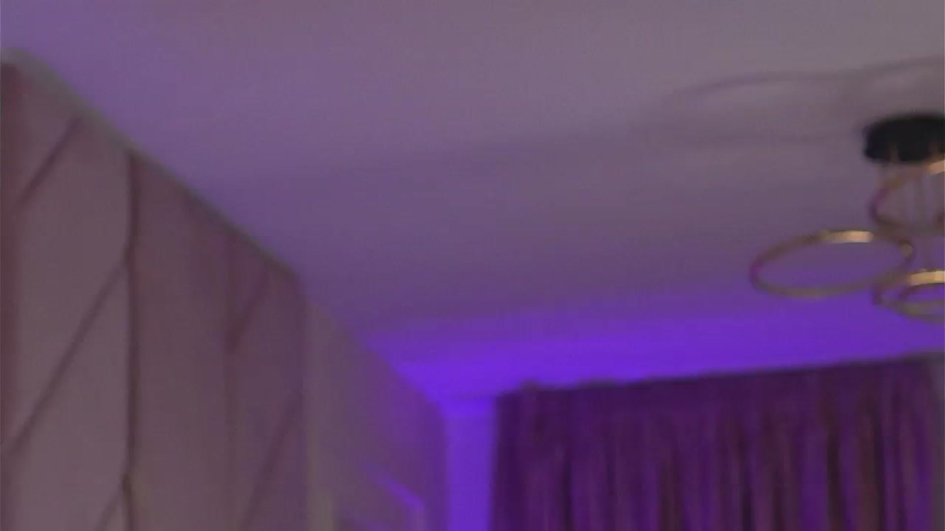 Gallery image thumbnail from AlexaHeyesz's myfreecams stream on, 12/19/2024, 24:22 image 2 of 20