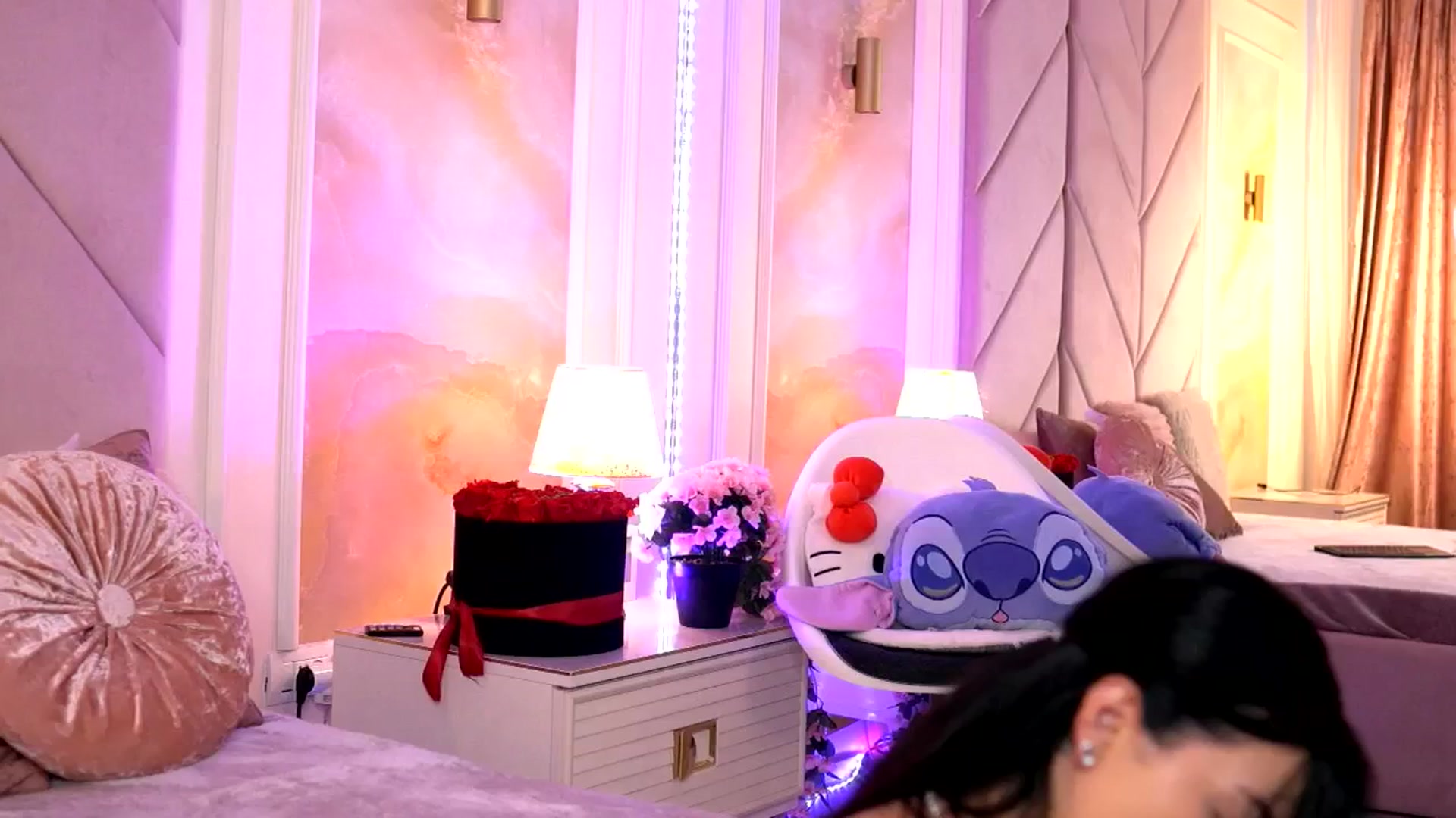 Gallery image thumbnail from AlexaHeyesz's myfreecams stream on, 07/28/2025, 11:02 image 17 of 20